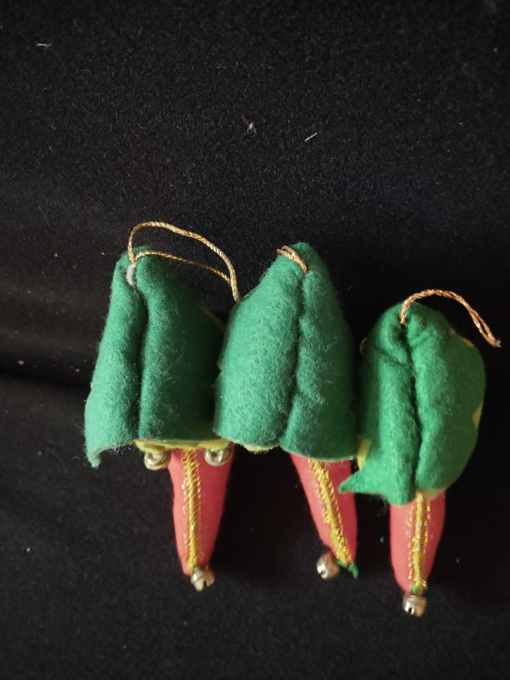 Christmas Elf Shoe Ornament Red Green Felt Bells Gold Trim Set Of 3 (Lot 4593)