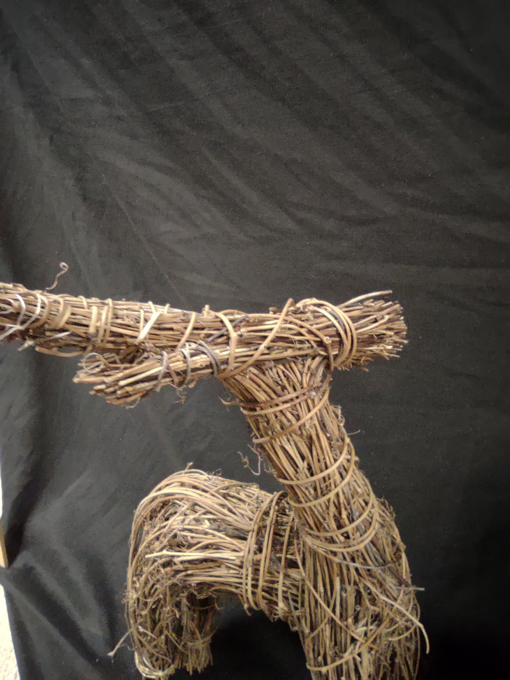 Christmas Grapevine Twig Reindeer Handcrafted Primitive Rustic 18" (lot 1315)