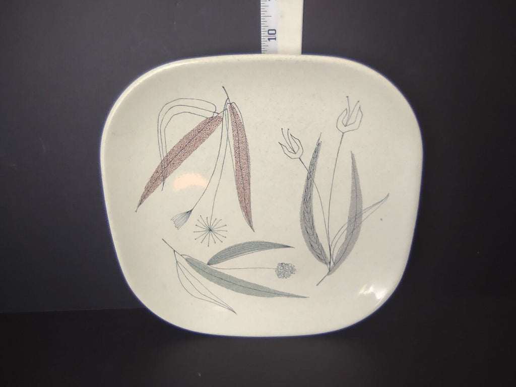 Franciscan Trio Dinner Plate (lot 443)