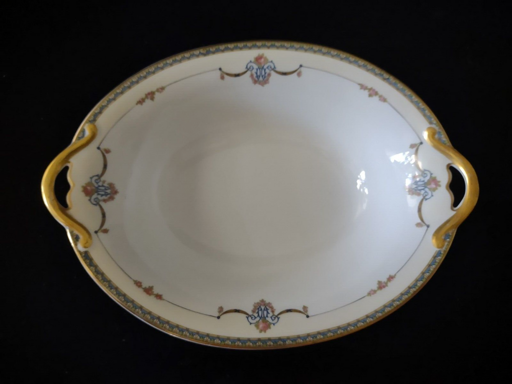 Noritake Laureate Oval Vegetable Serving Dish Gold Trim (lot 303)