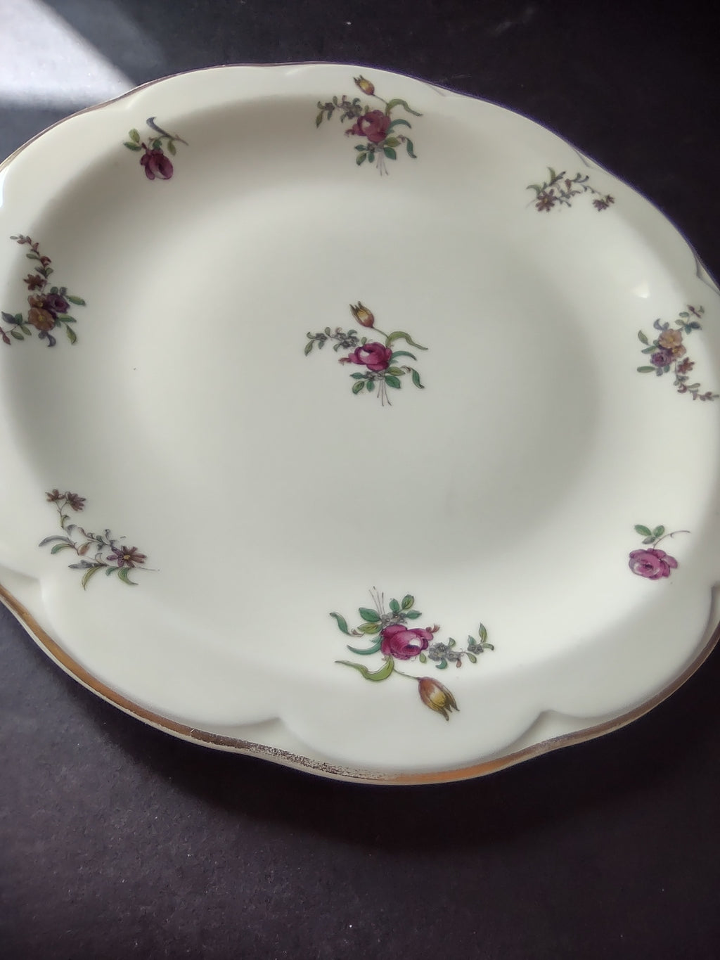 Haviland Limoges Dinner Plate Peony Flower Cream Color (lot 926)