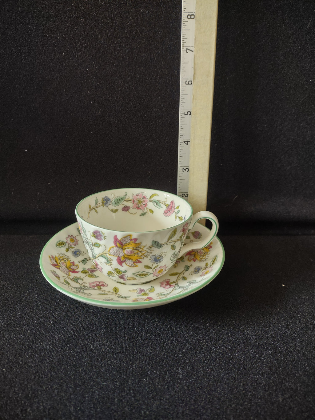 Vintage Minton Haddon Hall Tea Cup Saucer England Bone China Floral (Lot 5445)