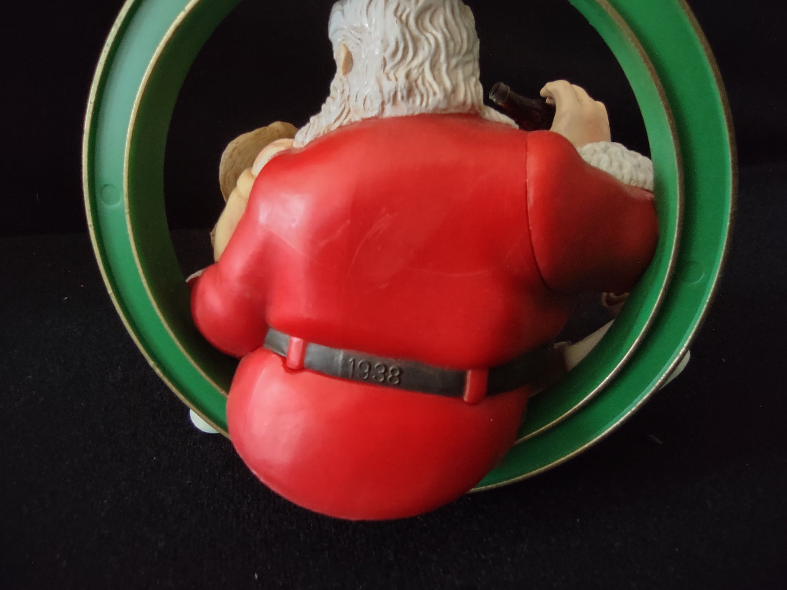 Vintage Trim a Tree Coca-Cola Set of 3 Santa Ornaments 1991 (lot 3234)