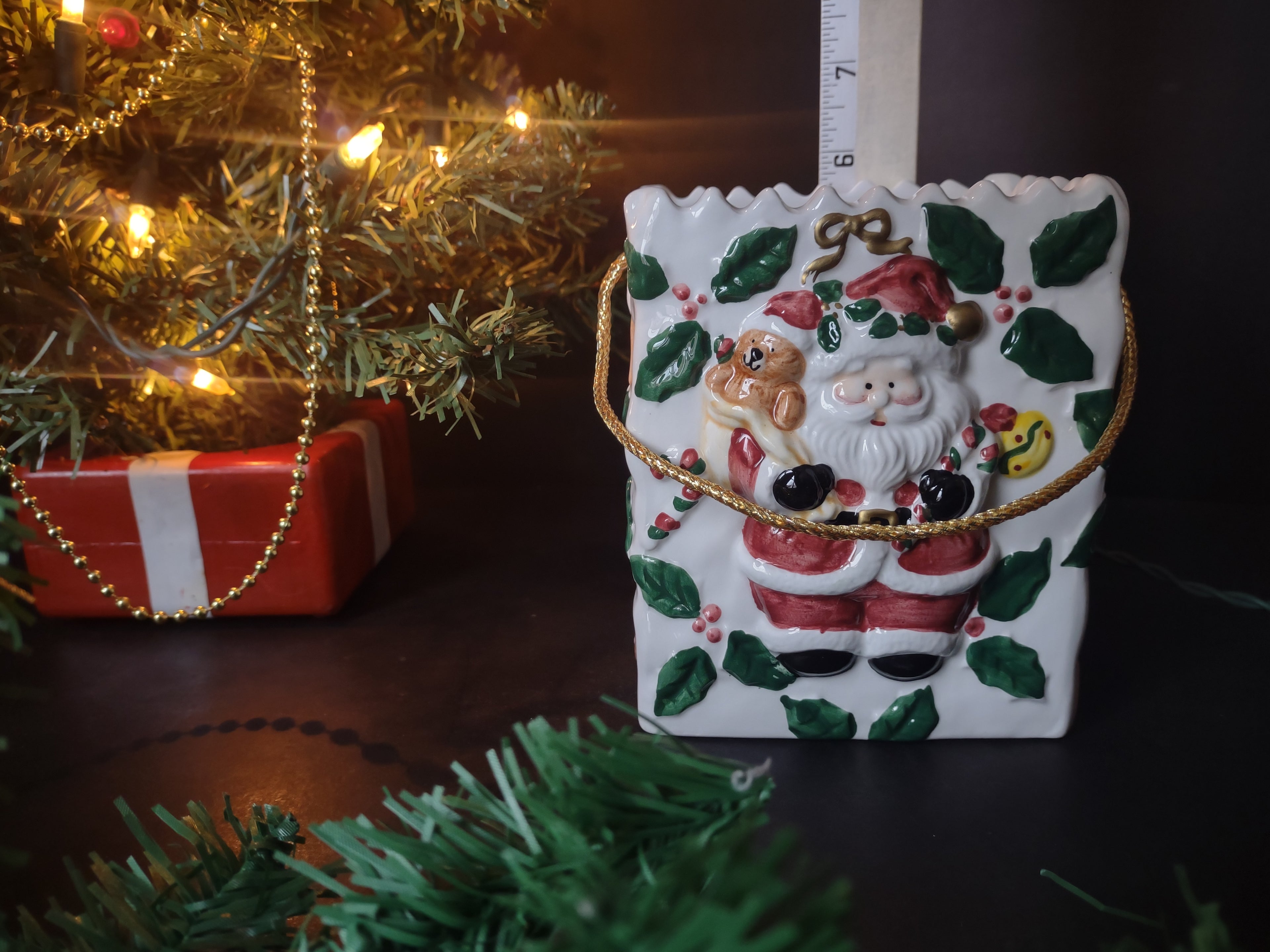 Vintage Christmas Artificial Light Up Tree Garland Santa Gift Bag (lot 1228)
