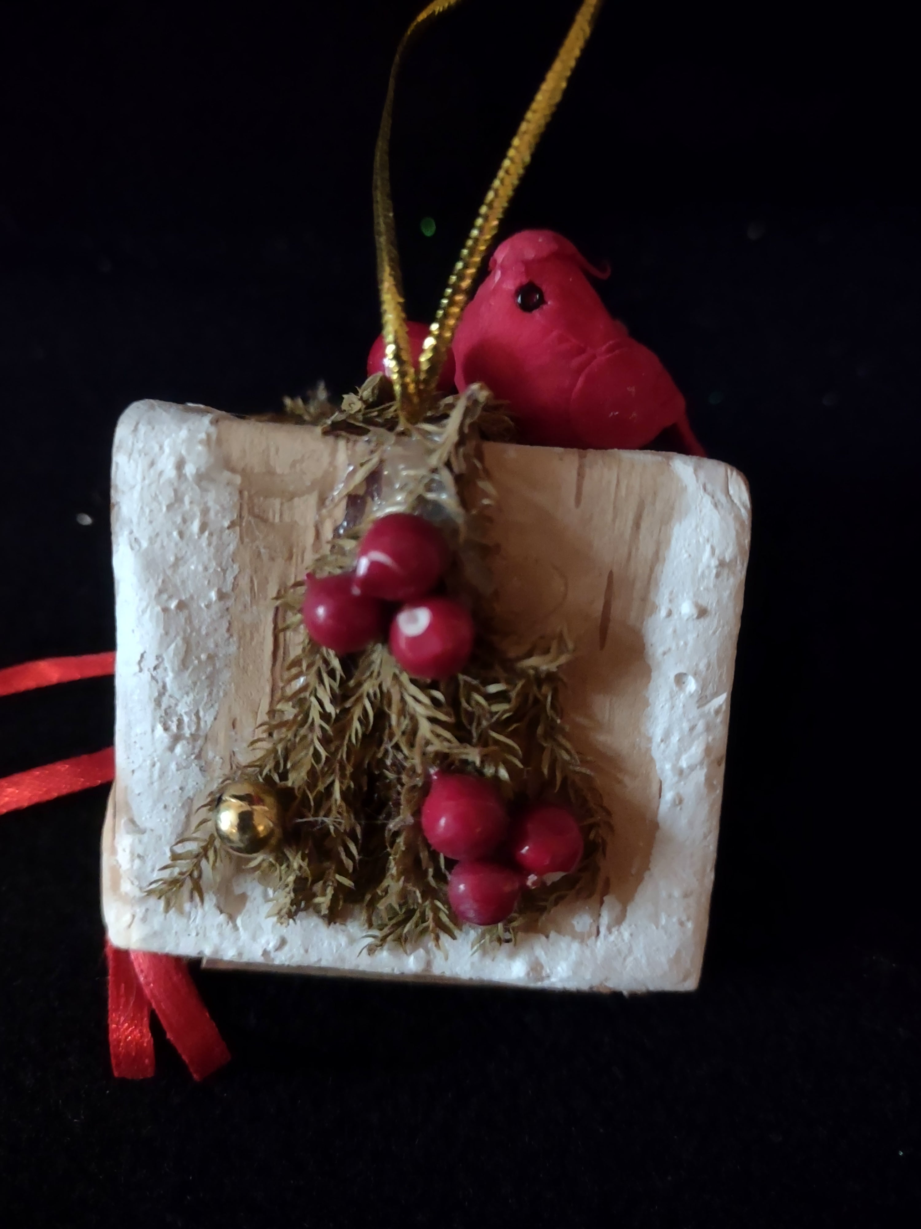 Christmas Winter Bird House Ornament Wood Bark Ribbon Birds Set Of 3 (Lot 4597)