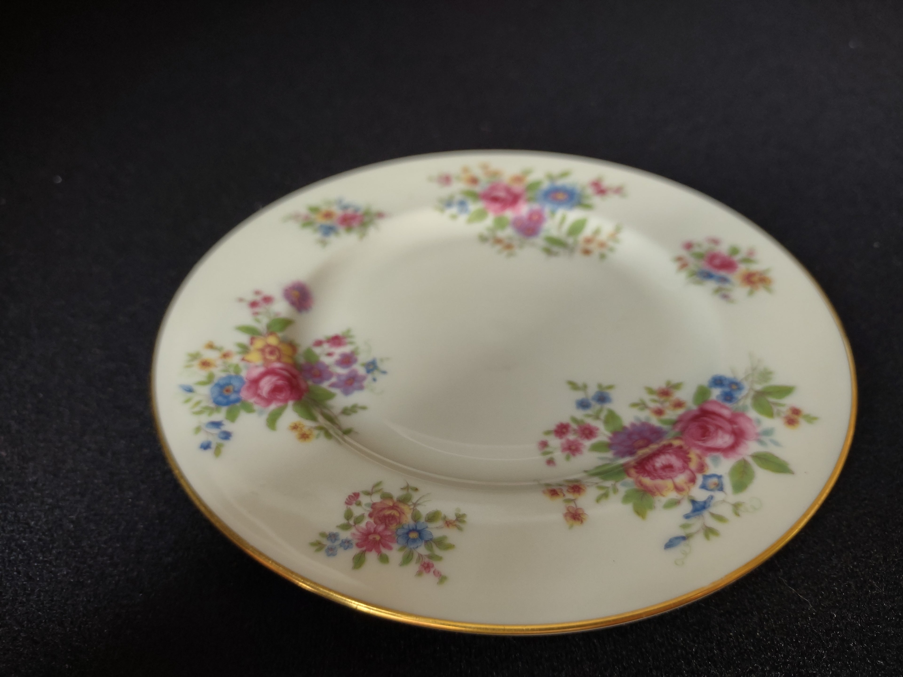 Vintage Lenox L-347 Bread Plate Gold Trim Roses (lot 1817)
