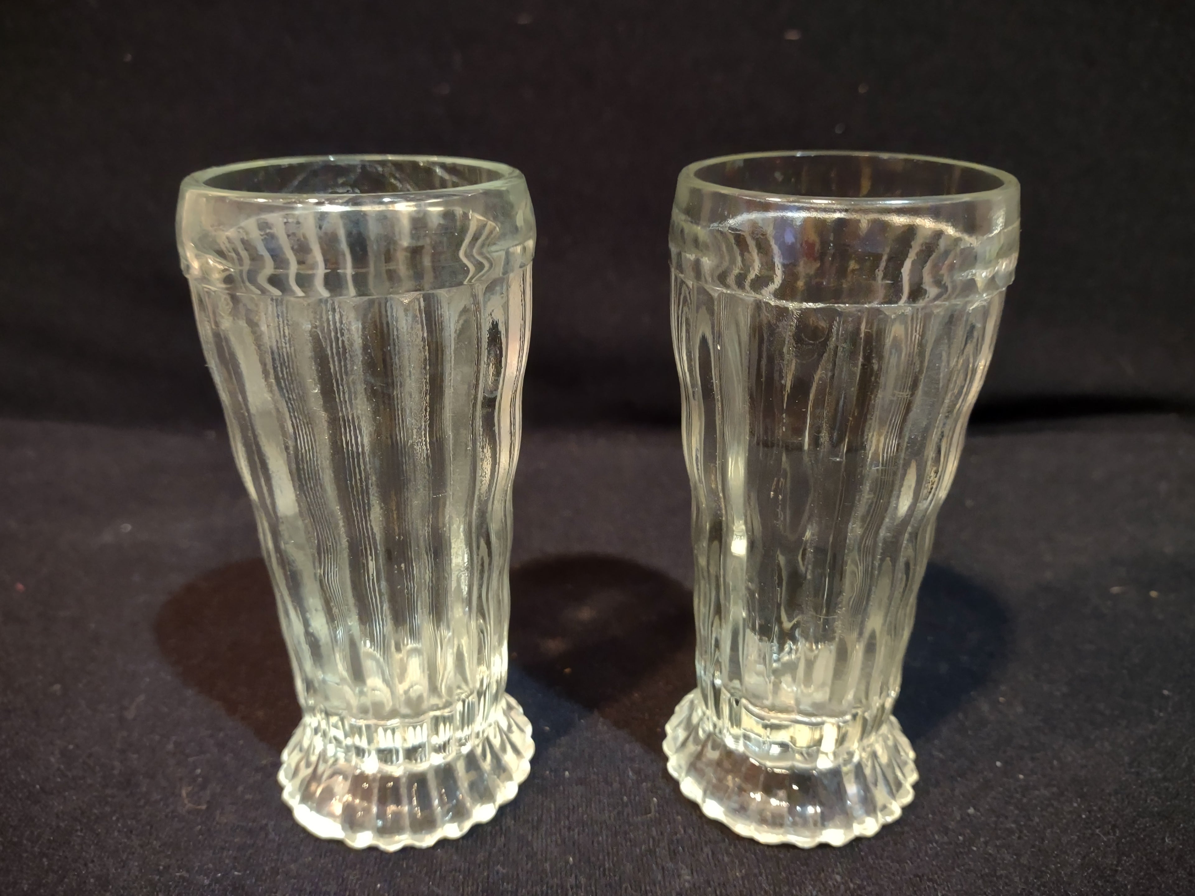 Vintage Retro MCM 4-1/2" Tall Jeannette Clear Glass x 2 (lot 5159)