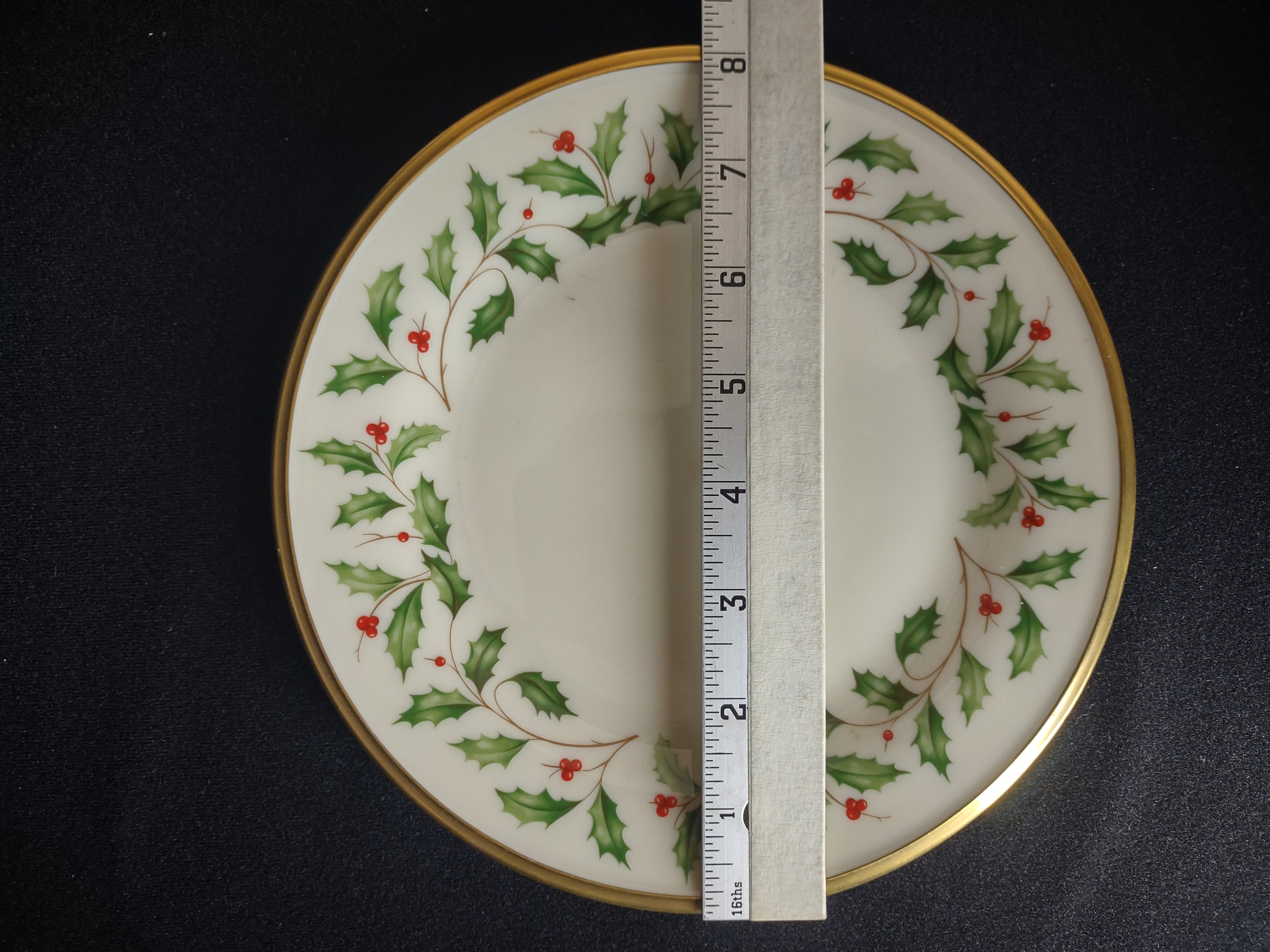 Vintage Lenox Holiday Salad or Luncheon Plate 8-1/8" (lot 1870)