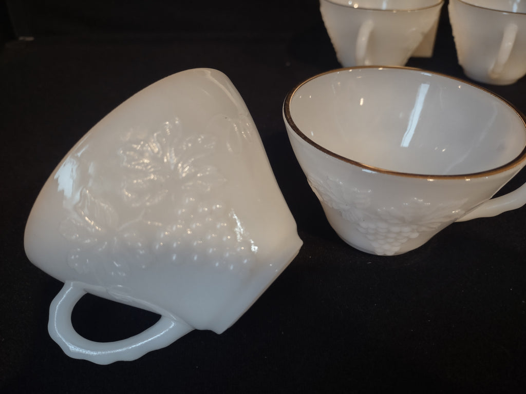 Anchor Hocking Milk Glass set of 7 Cups for Punch Bowl Gold Trim (lot 2566c)