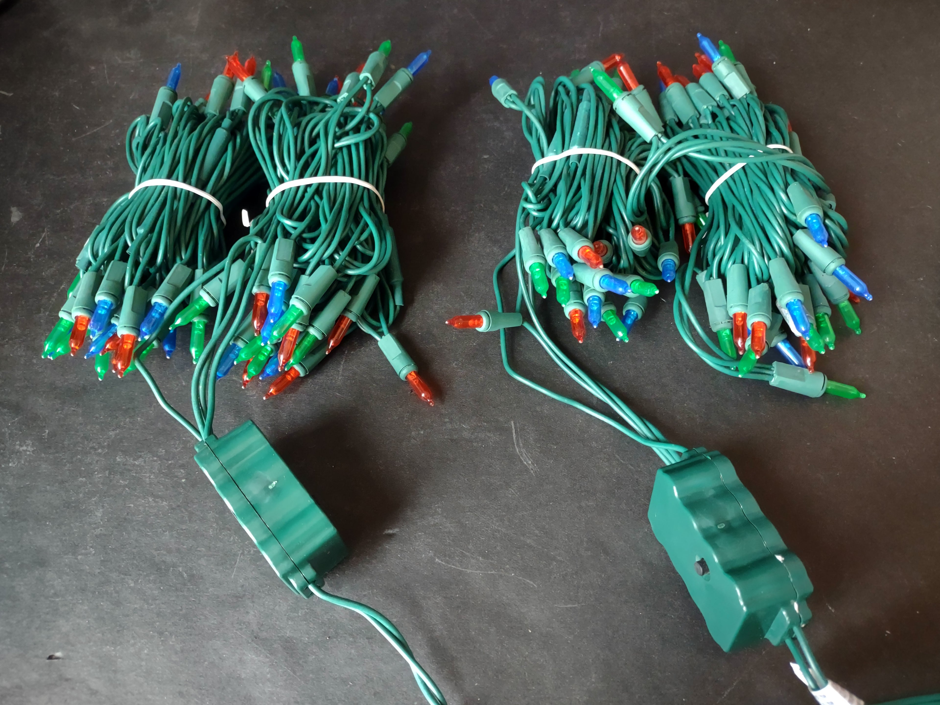 Christmas 70 LED Lights Multicolor 20 ft Chasing Set Of 2 UNUSED (Lot 4307)