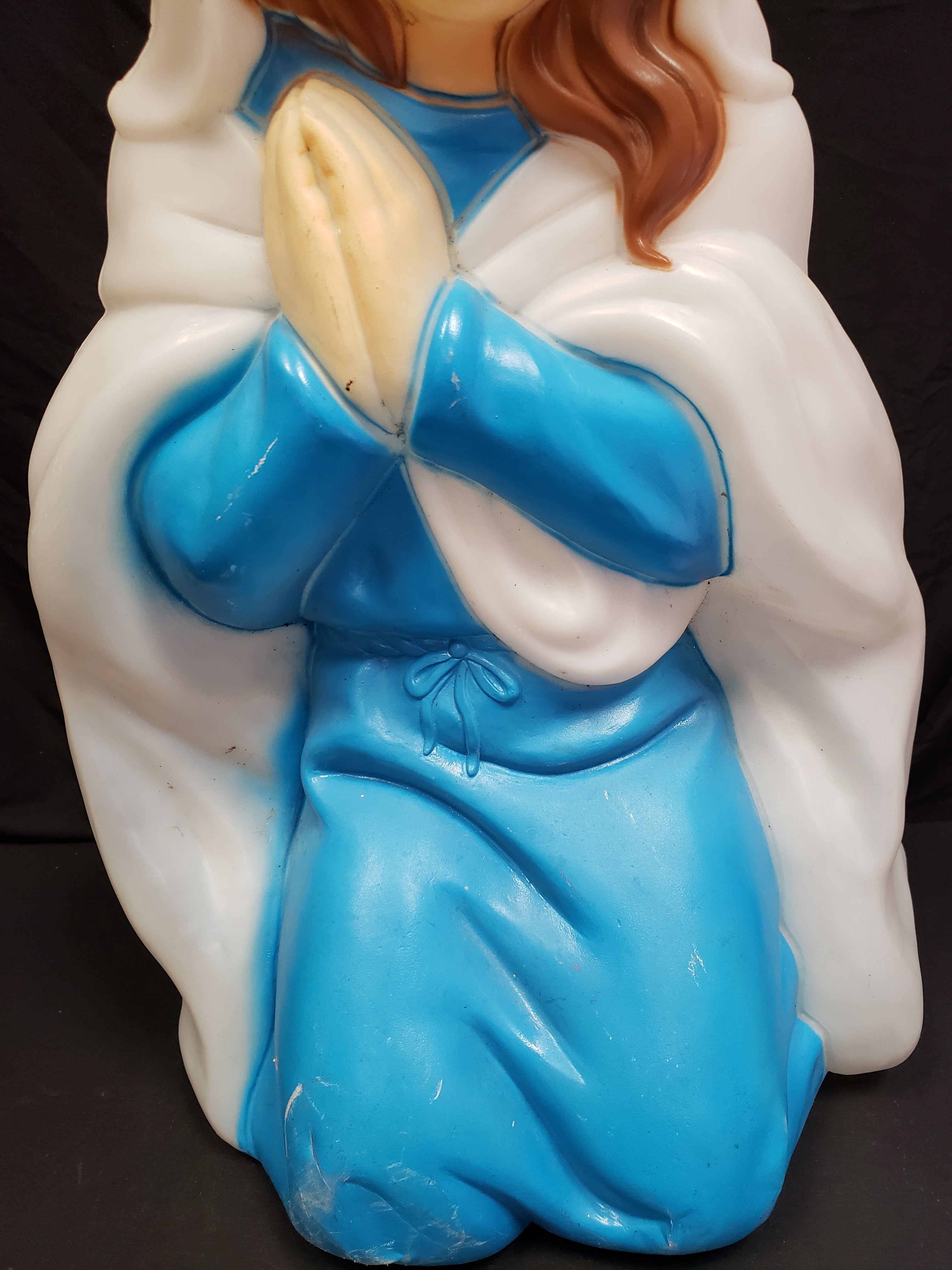 Vintage Christmas Outdoor Blue Closed Eyes Mary Blow Mold 27" (lot 2266)