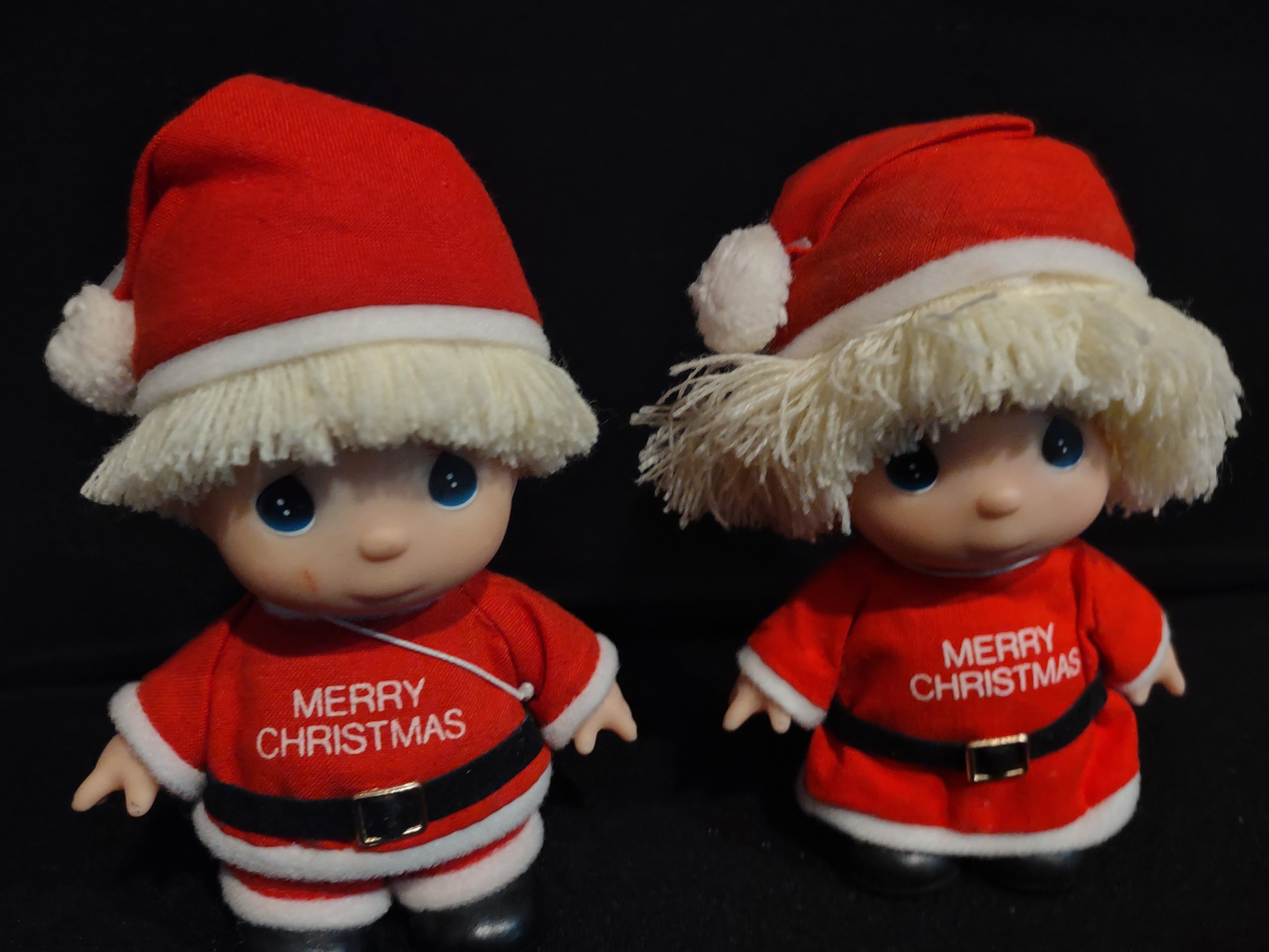 Vintage Christmas Precious Moments Hi Babies Santa Boy and Girl (lot 2446)