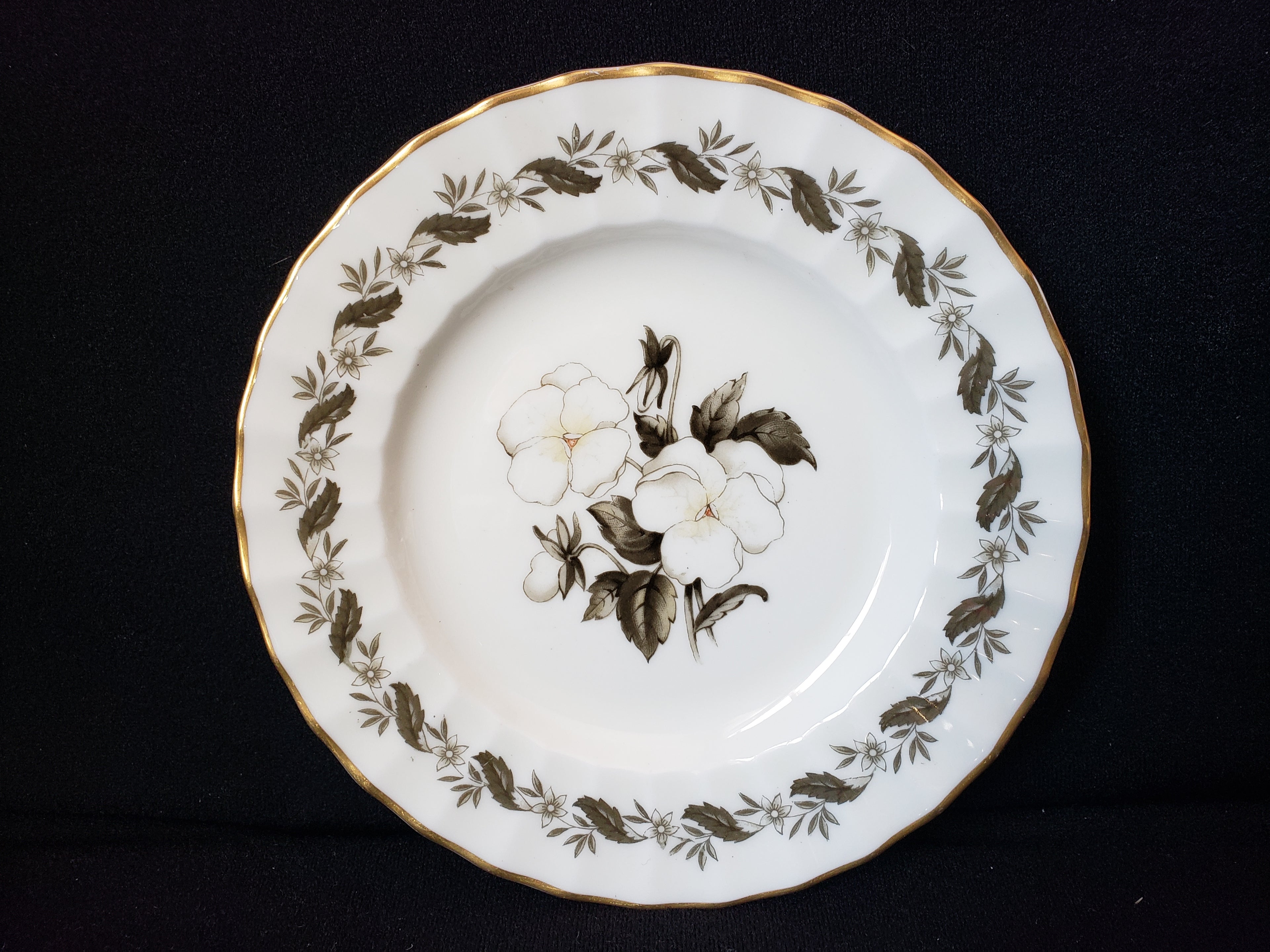 Vintage Royal Worcester Engadine Bread or Dessert Plate 6" (lot 2128)
