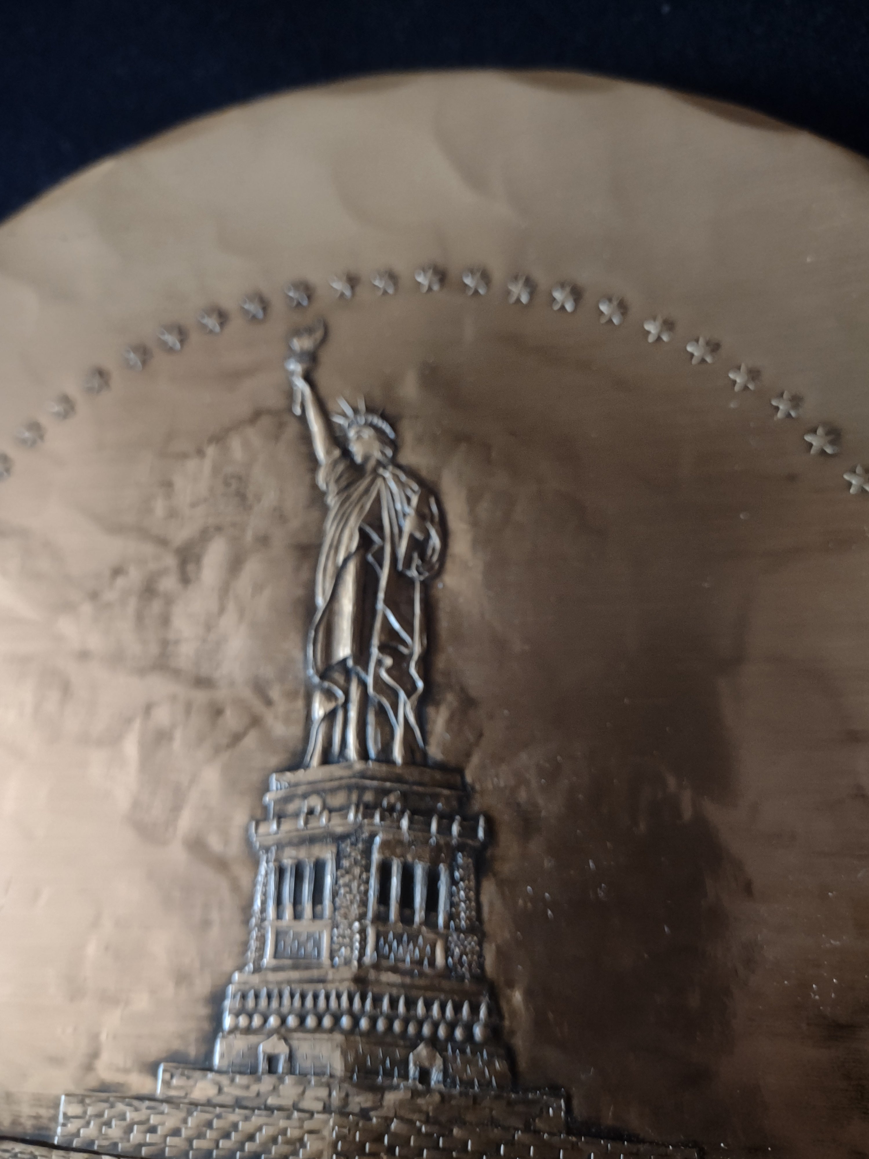 Vintage Plate Statue of Liberty Bronze Hammered Wendell August Forge (Lot 5723t)