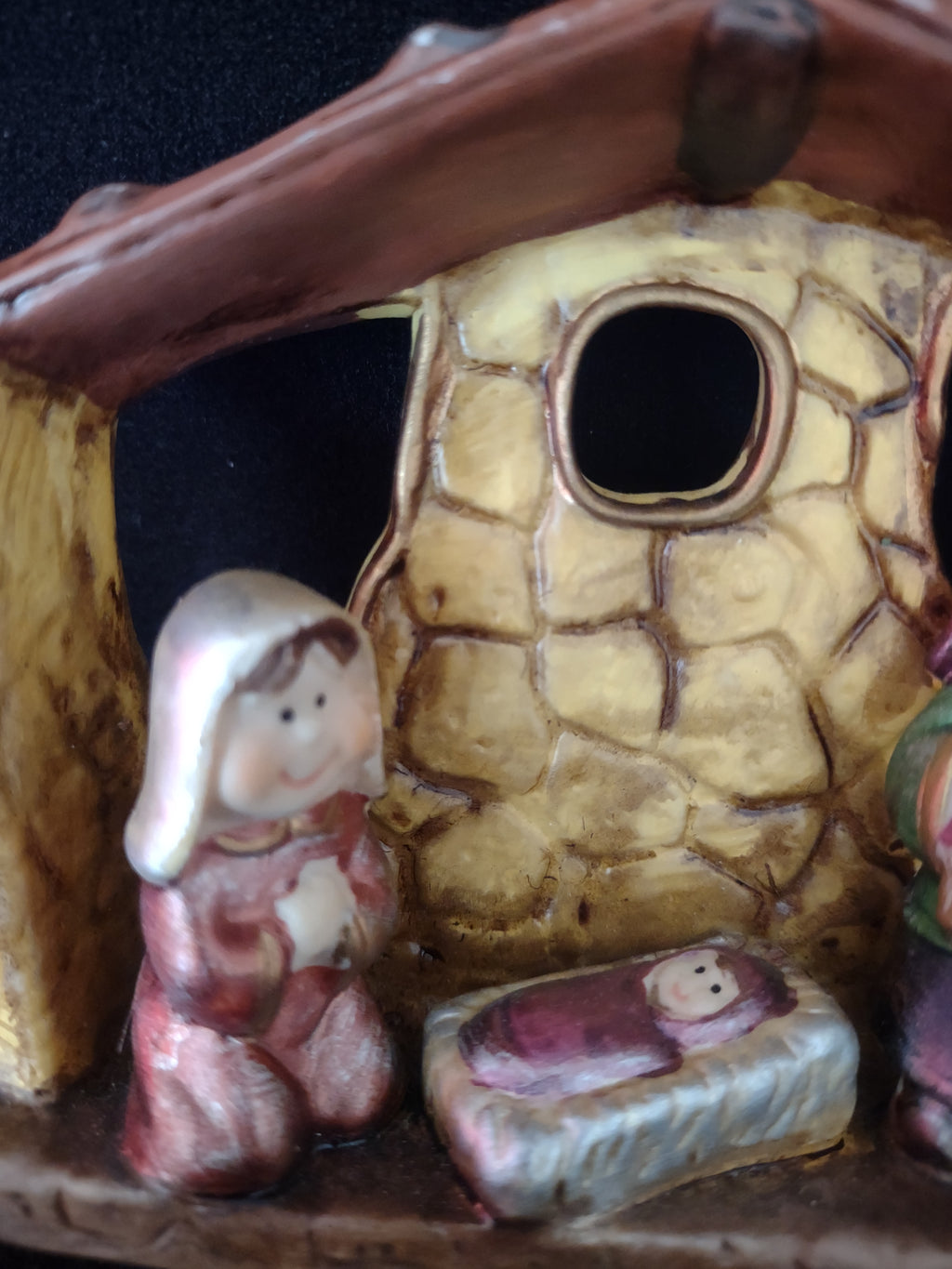 Christmas Ceramic Small Kid Nativity Scene Figurine Mary Joseph Baby (Lot4559)