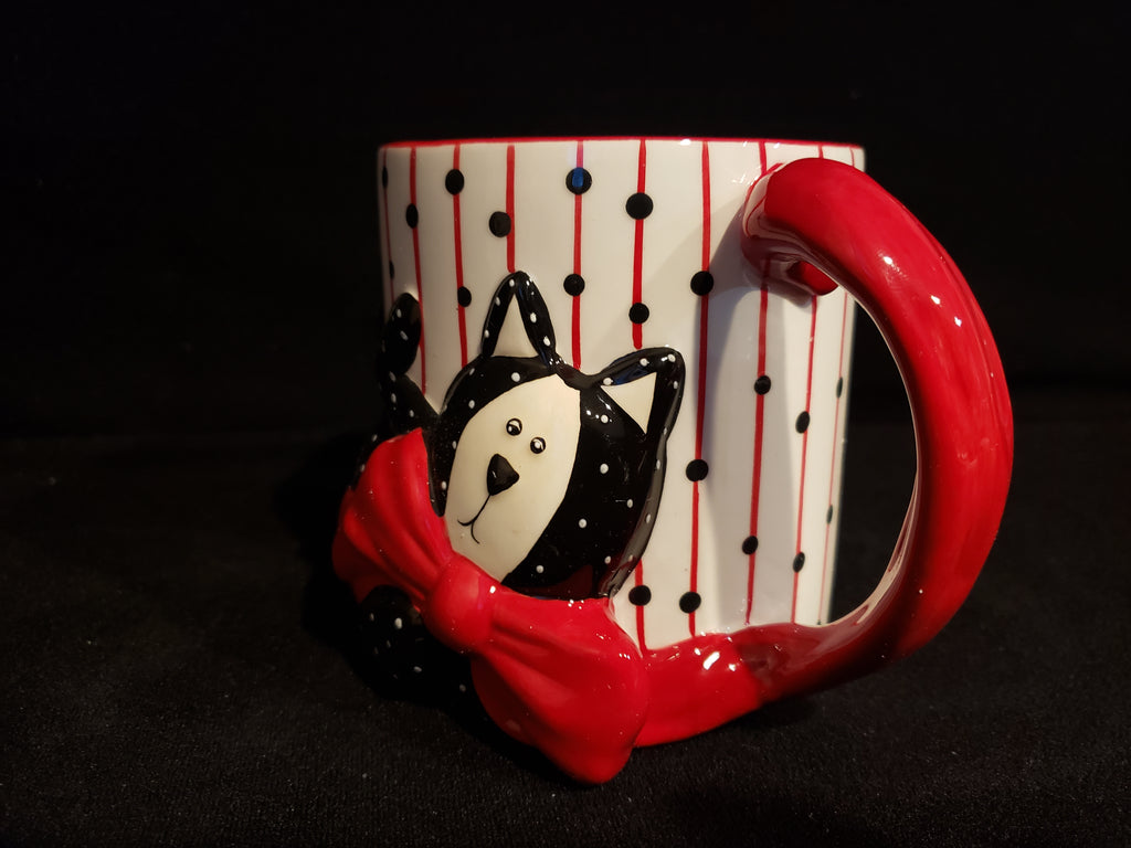 Boyds Home 3 D Red White Black Kitty Mugs set of 4 (lot 2386)