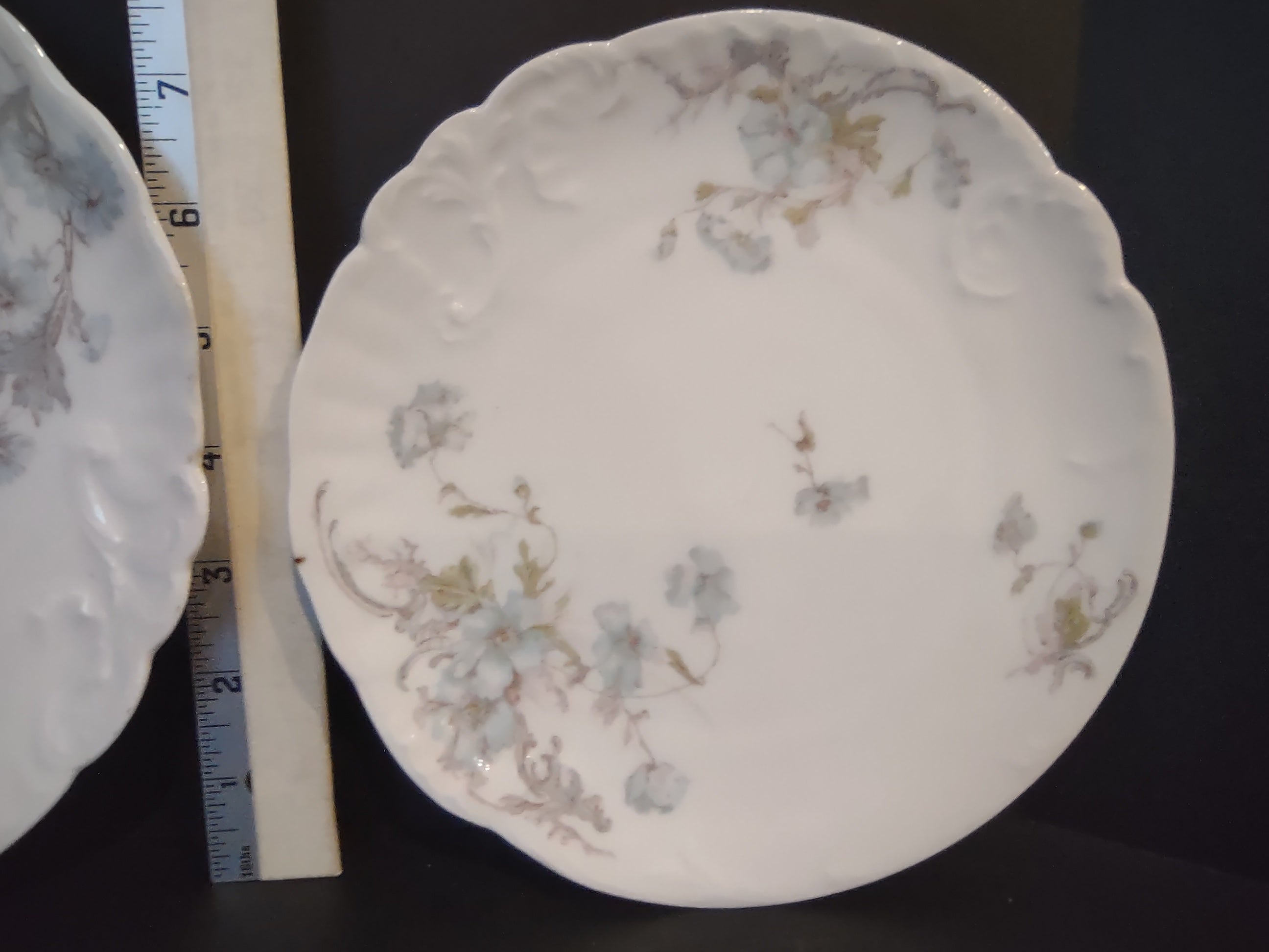 A L Limoges Set Luncheon & Dessert Plate Blue Daisy Flower (lot 1086)