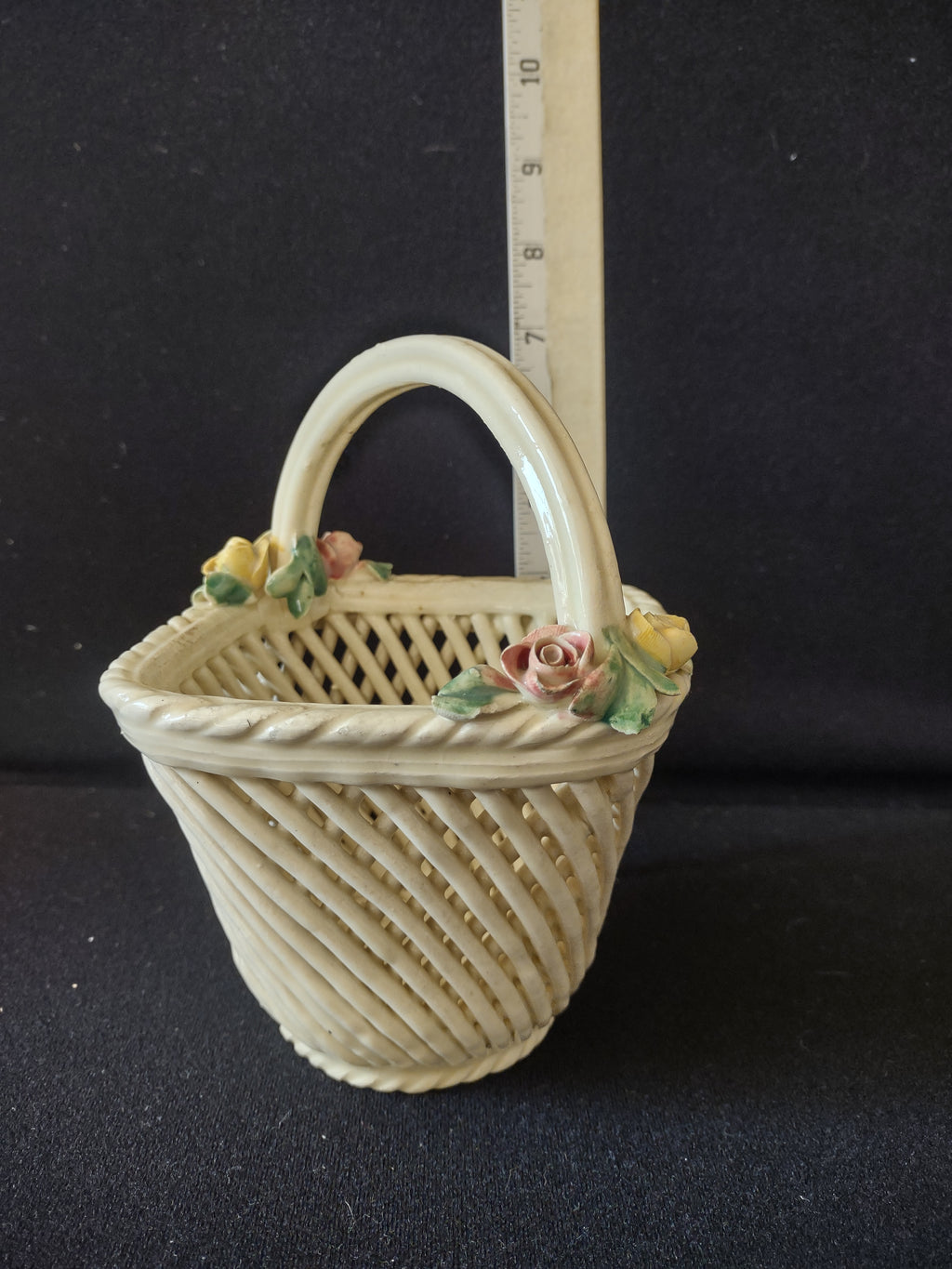 Vintage Ceramic Reticulated Small Basket Roses Made in Italy (lot 5525)