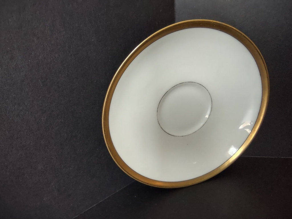 Haviland Limoges France Black & Gold Trim White 5-3/4" Saucer (lot 679)