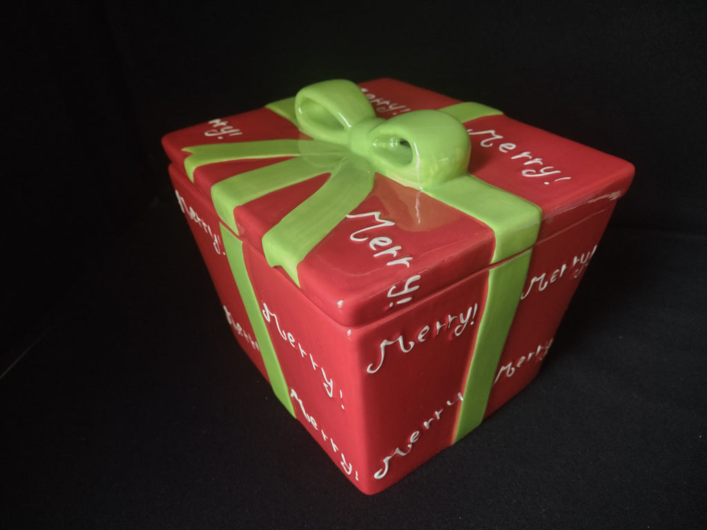 Christmas Gift Box Cookie Jar (lot 1713)