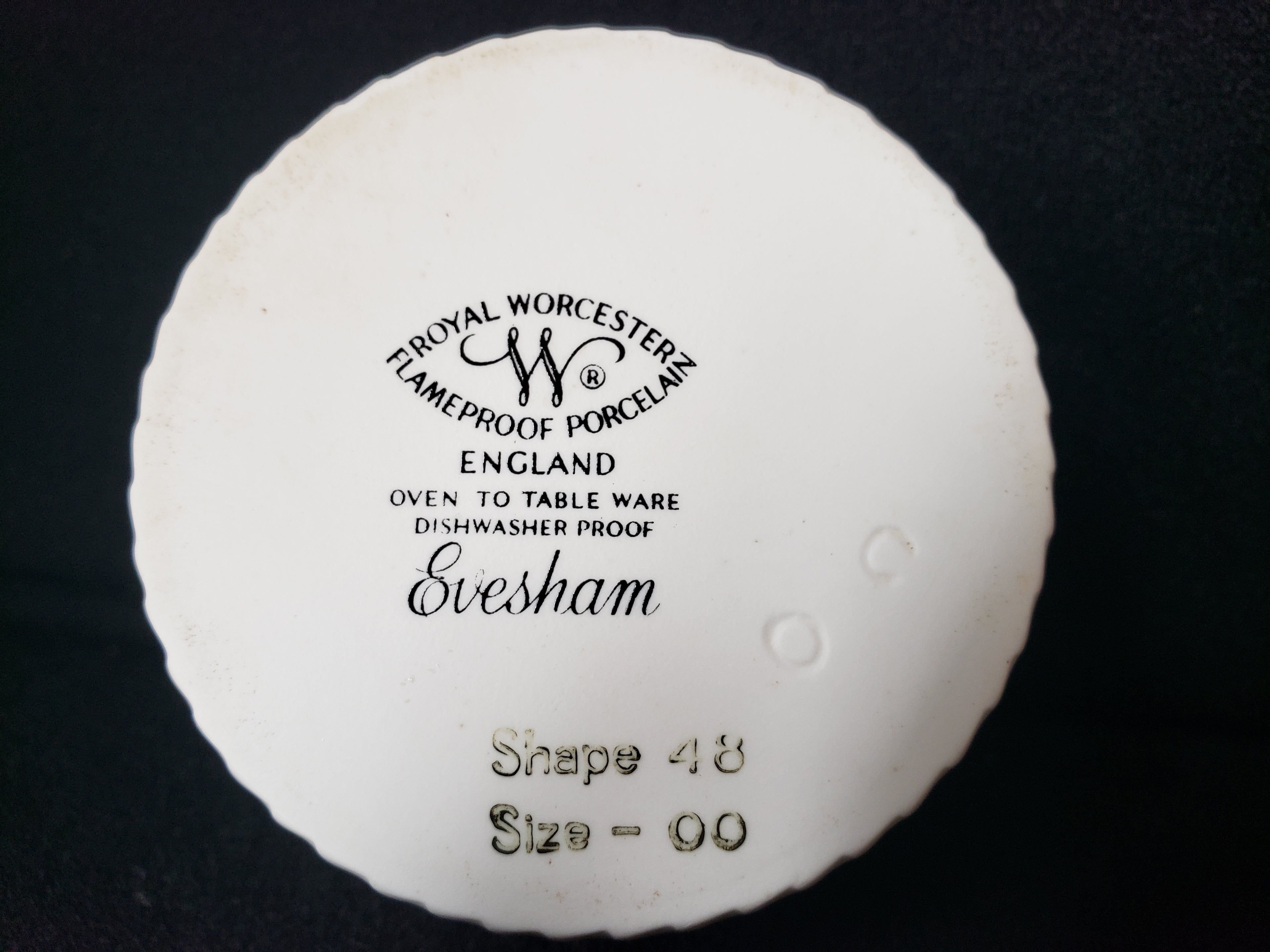 Vintage Royal Worcester Evesham Quiche Souffle Baking Porcelain Dish (lot 2060)