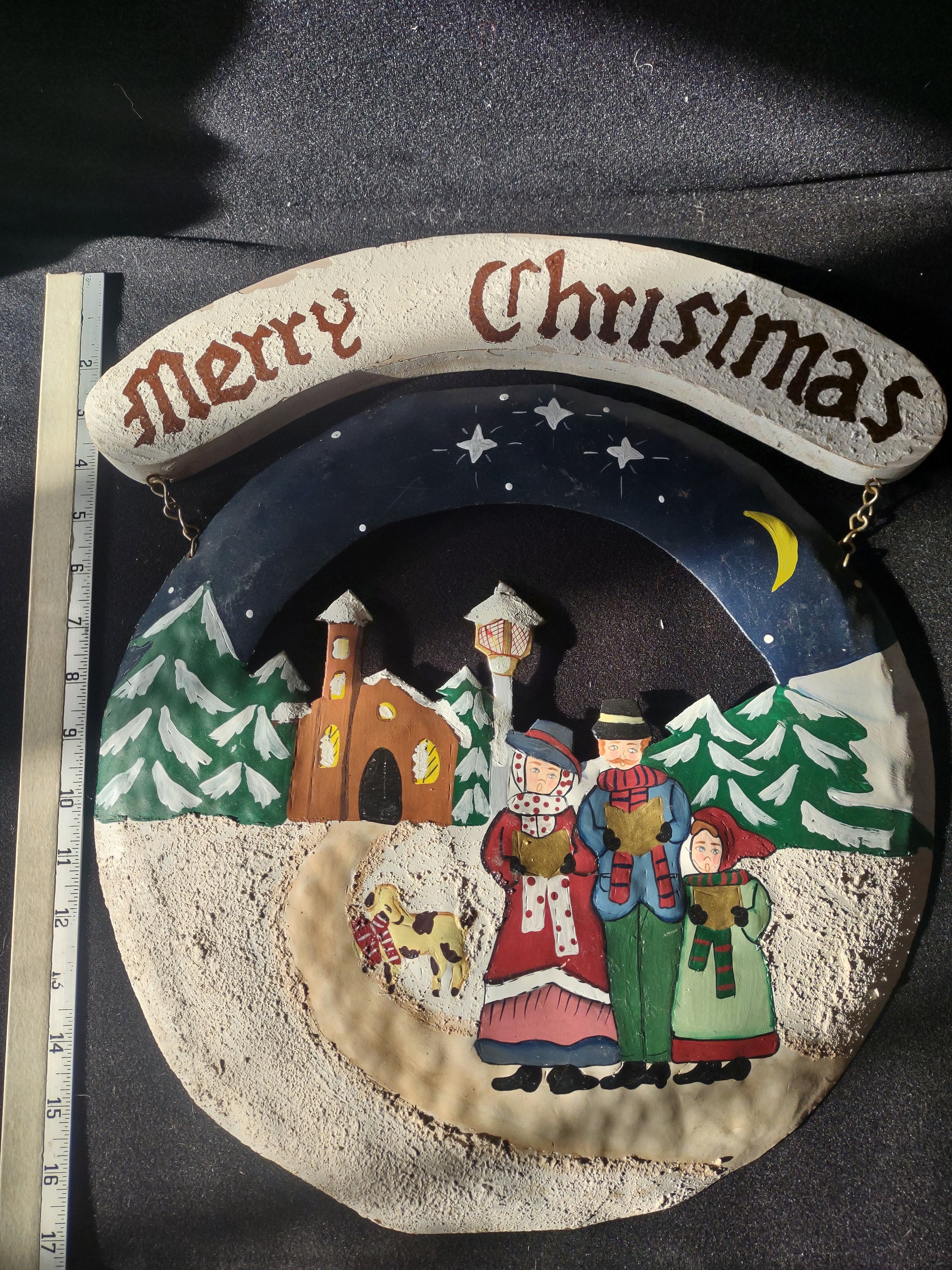 Rustic Christmas Metal Hanging Carolers Church Wooden Greeting 17x15 (Lot 4663)