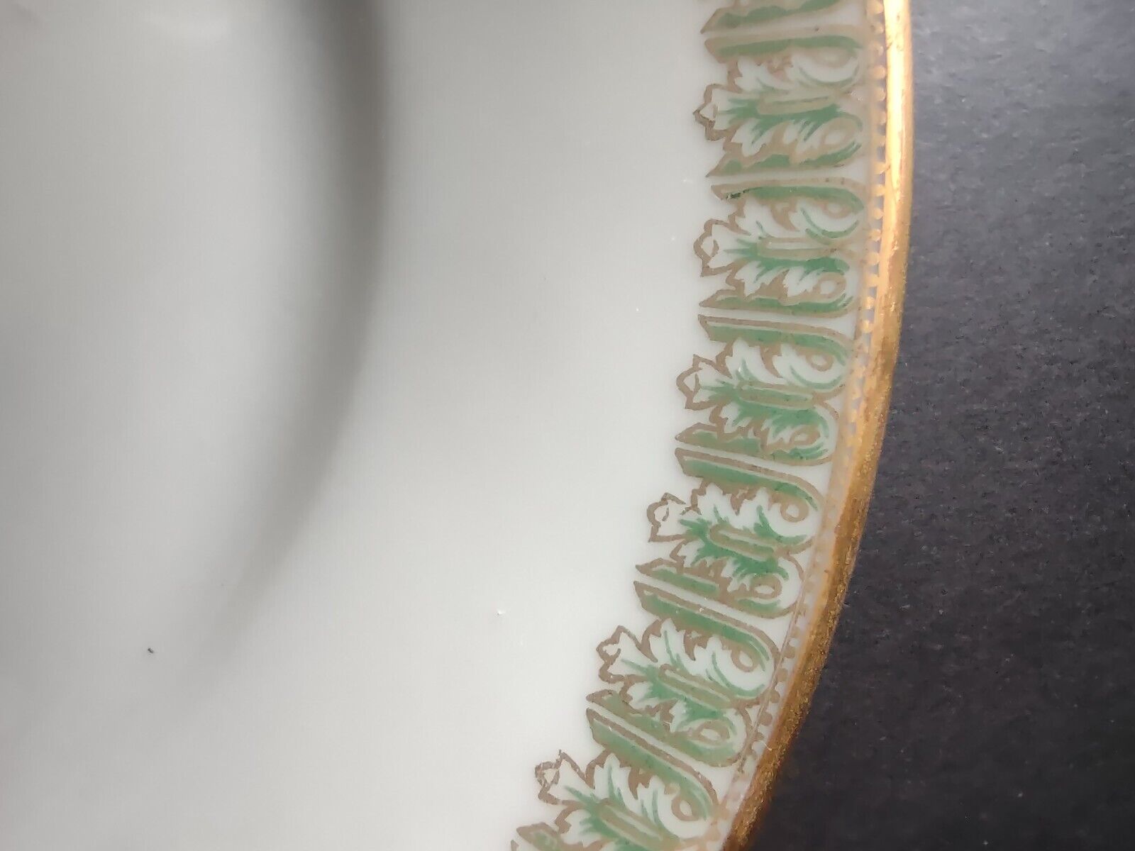 Haviland Limoges France Dessert 7-1/2" Gold Trim Green Gold Design (lot 603)