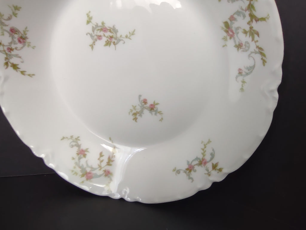 Haviland Limoges Cream Soup Plate White Scalloped Edge Rose Blue Ribbon (lot 855