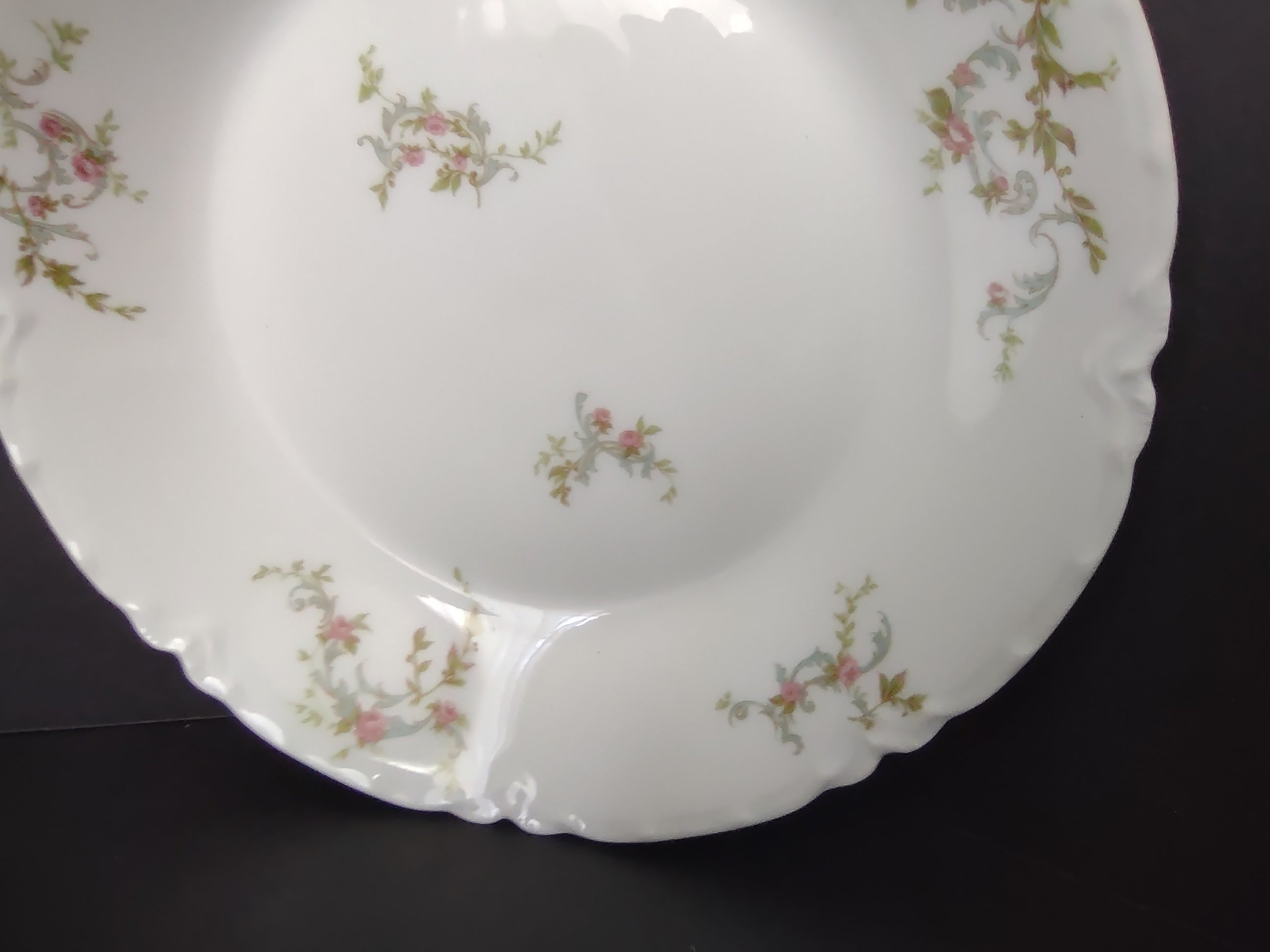 Haviland Limoges Cream Soup Plate White Scalloped Edge Rose Blue Ribbon (lot 855
