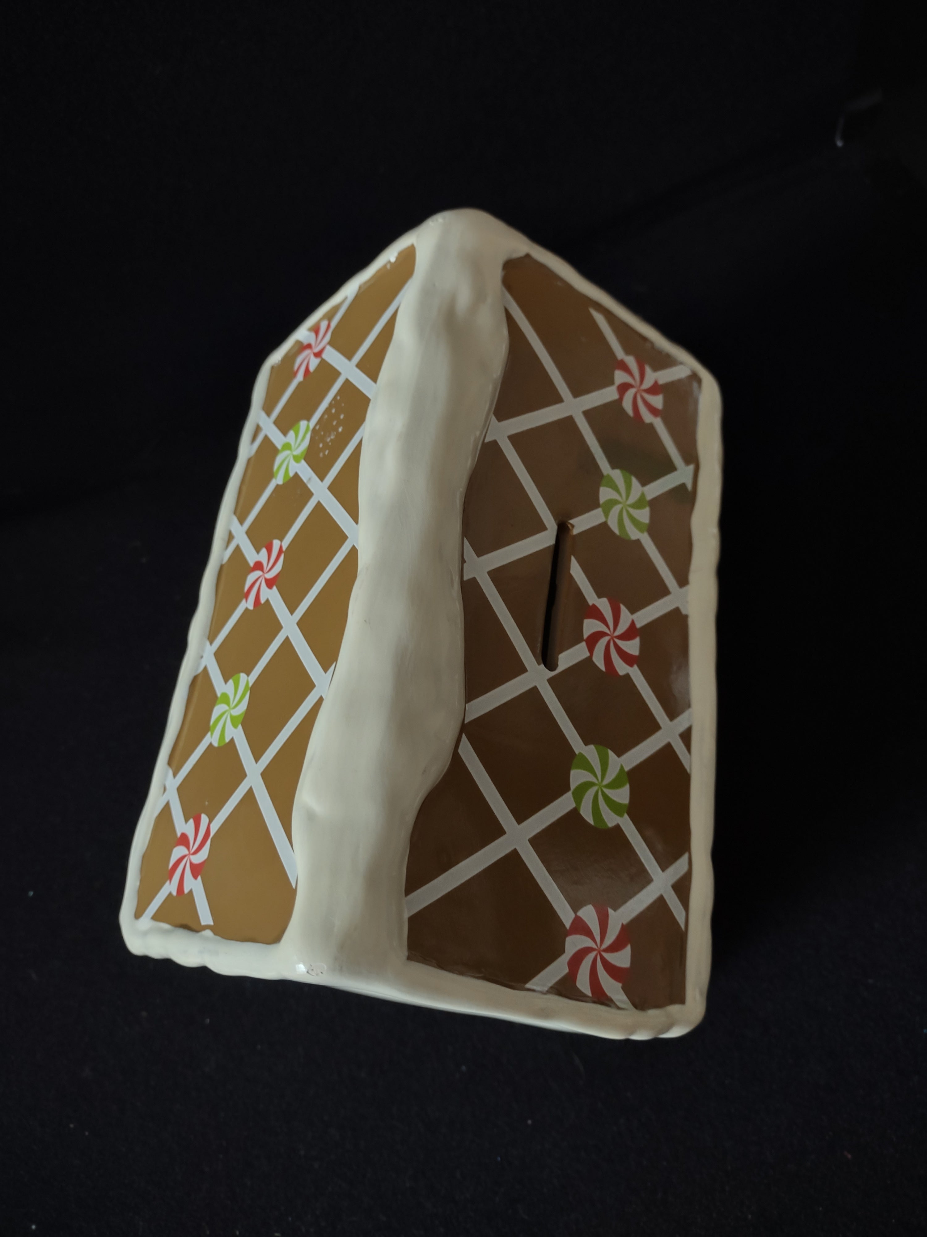 Vintage Christmas Gingerbread Ceramic Piggy Bank Snowman Snowflakes (Lot 4795)