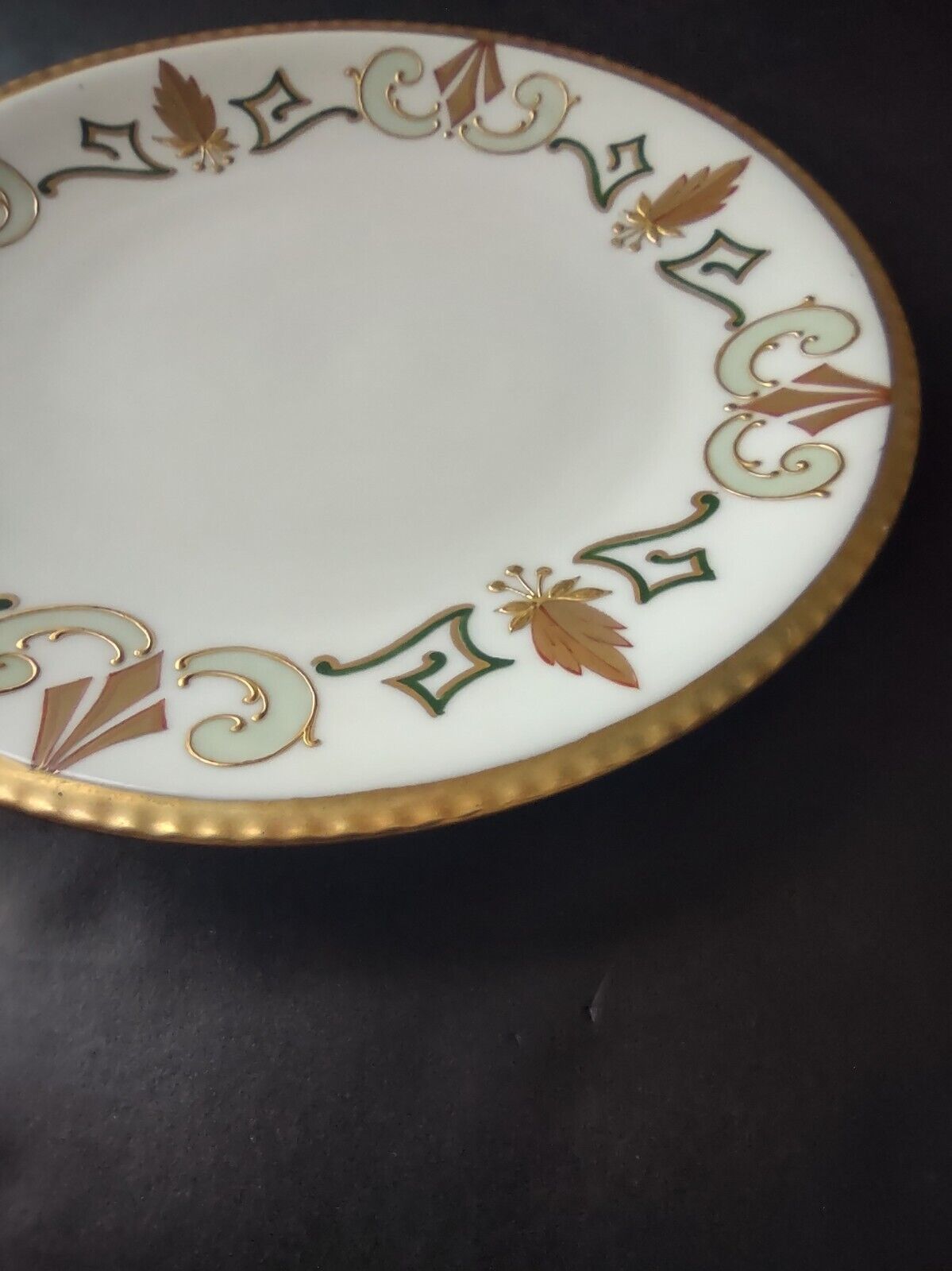 Limoges Raised Gold Trim Salad Luncheon Plate Seafoam Green (lot 632)