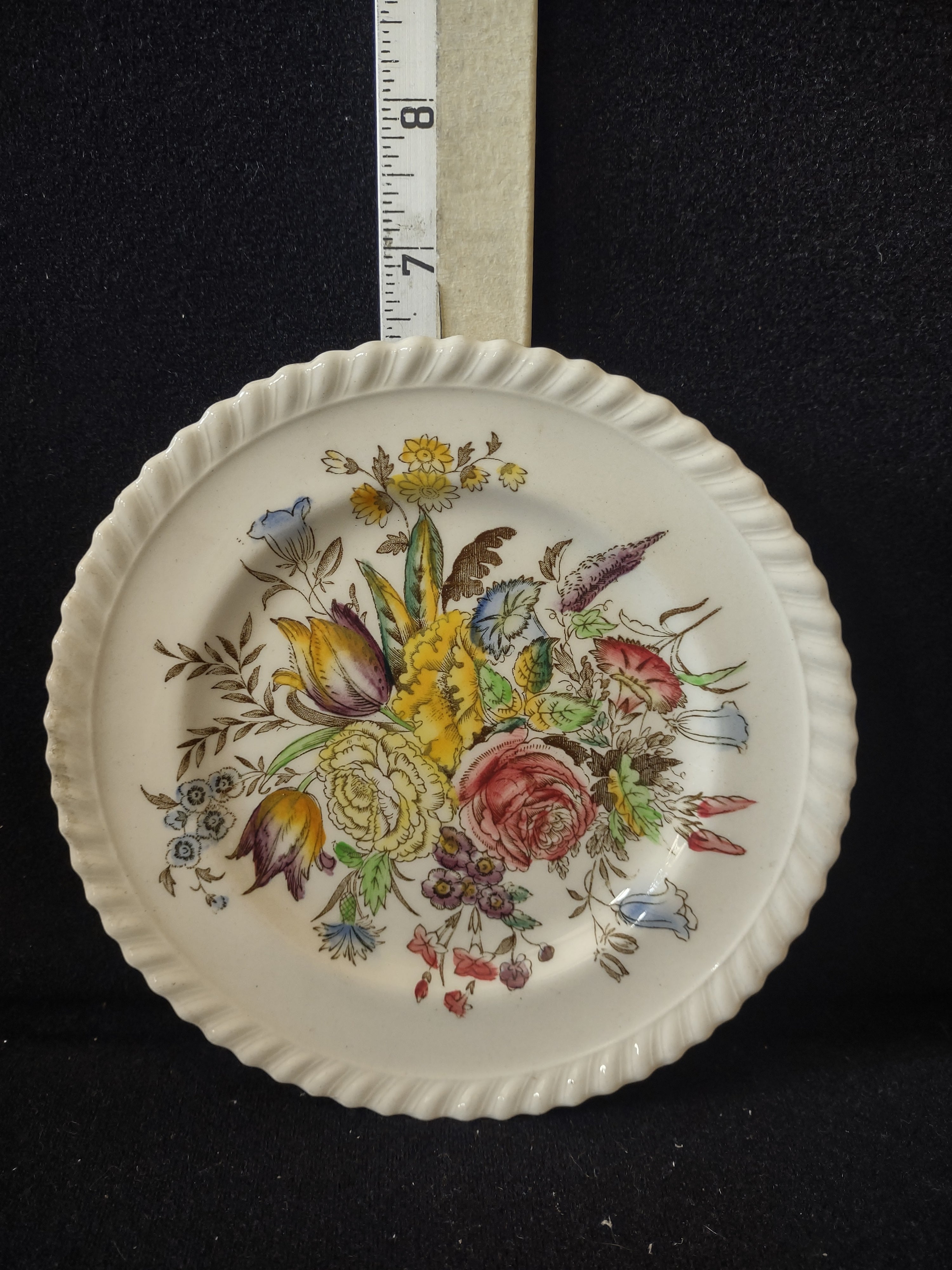 Vintage Johnson Bros Garden Bouquet Ironstone England Bread Plate (lot 5615)