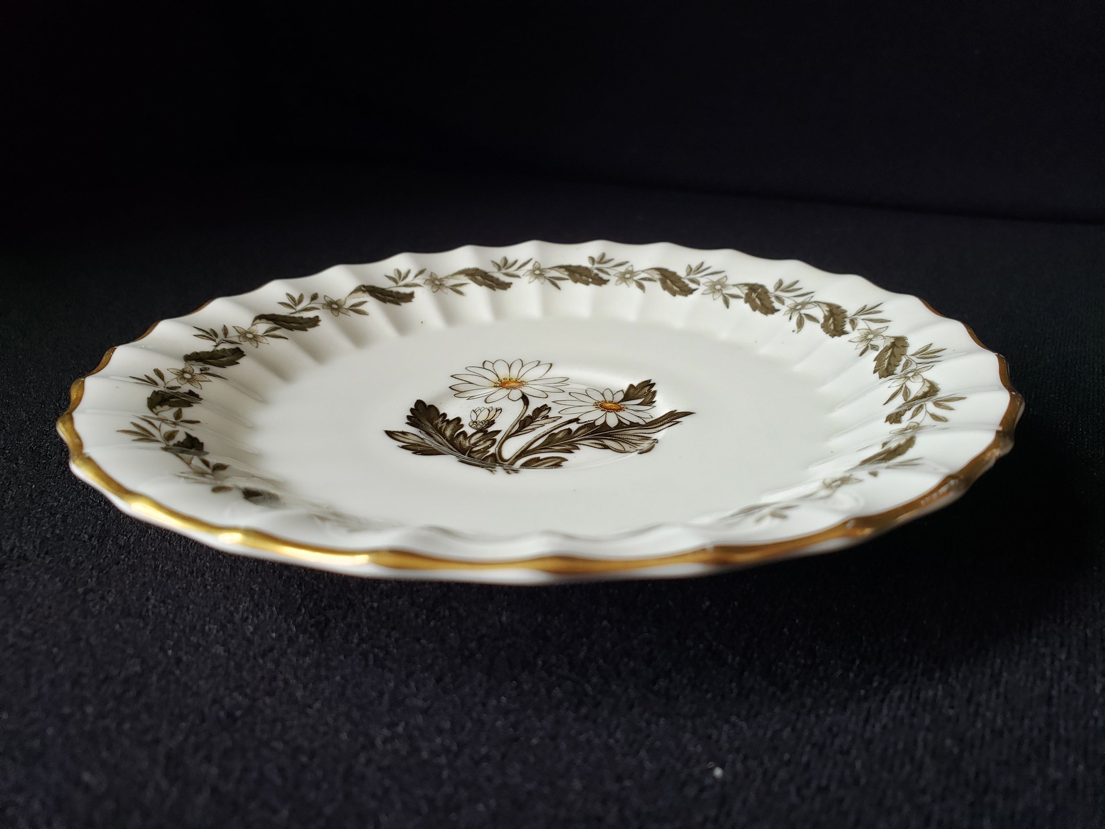 Vintage Royal Worcester Saucer ONLY Engadine 6" (lot 2092)