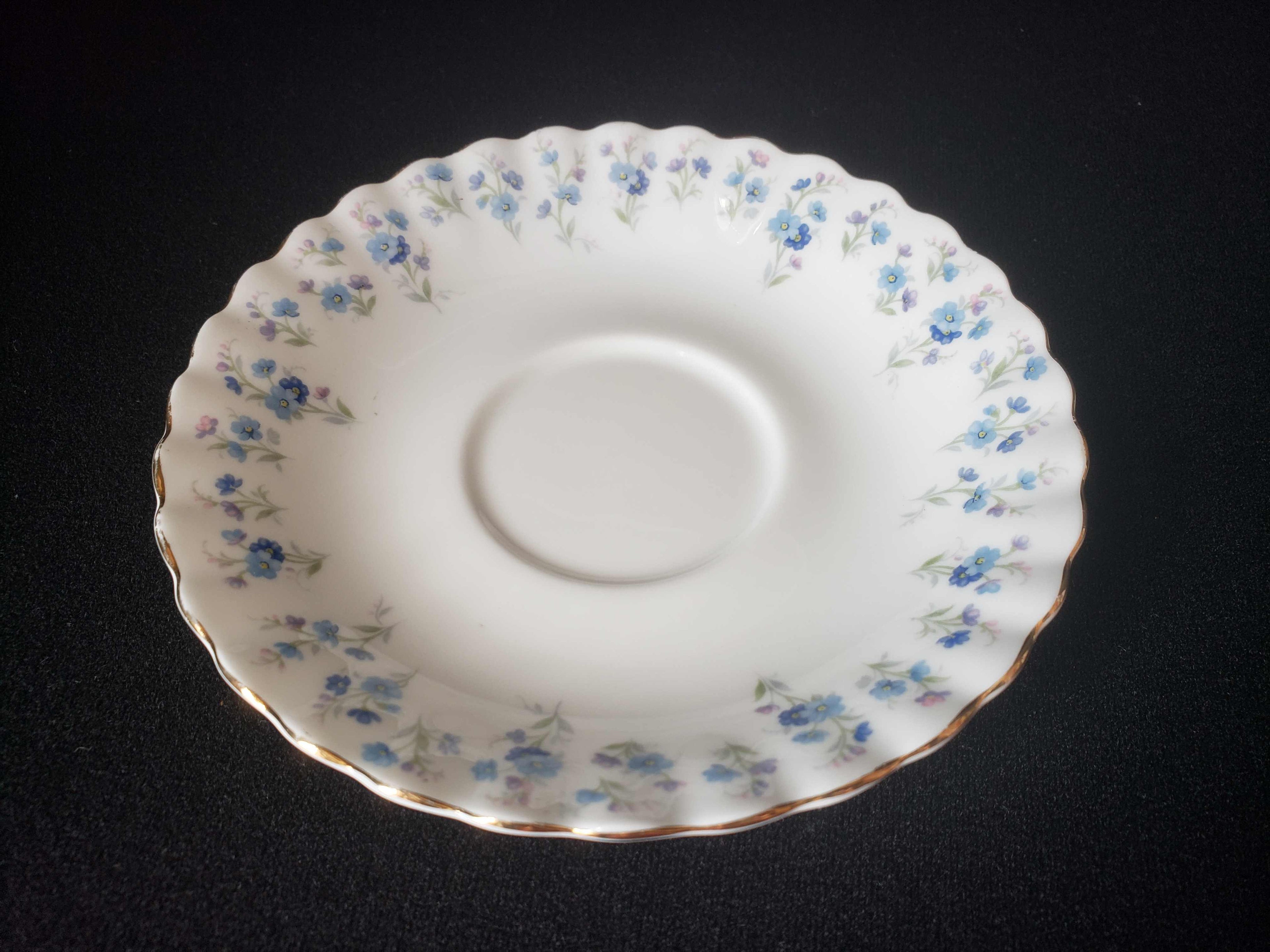 Vintage Royal Albert Bone China Memory Lane Saucer ONLY (2008)