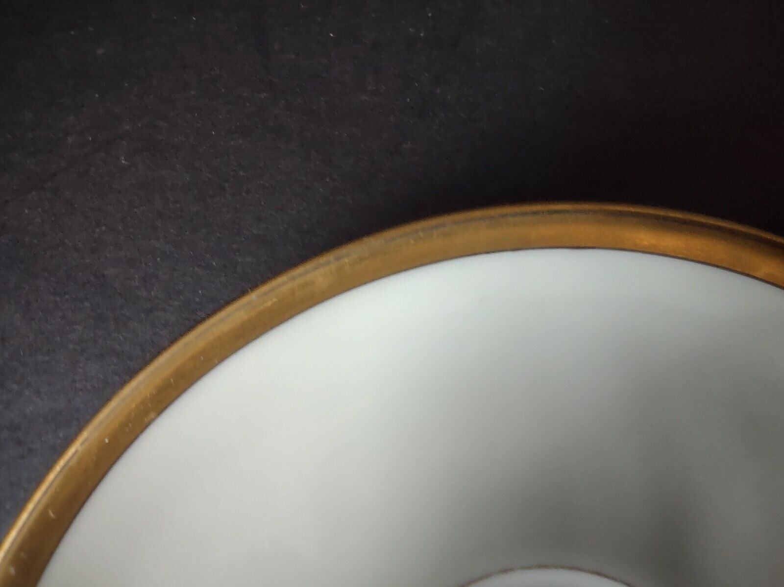 Haviland Limoges France Black & Gold Trim White 5-3/4" Saucer (lot 679)