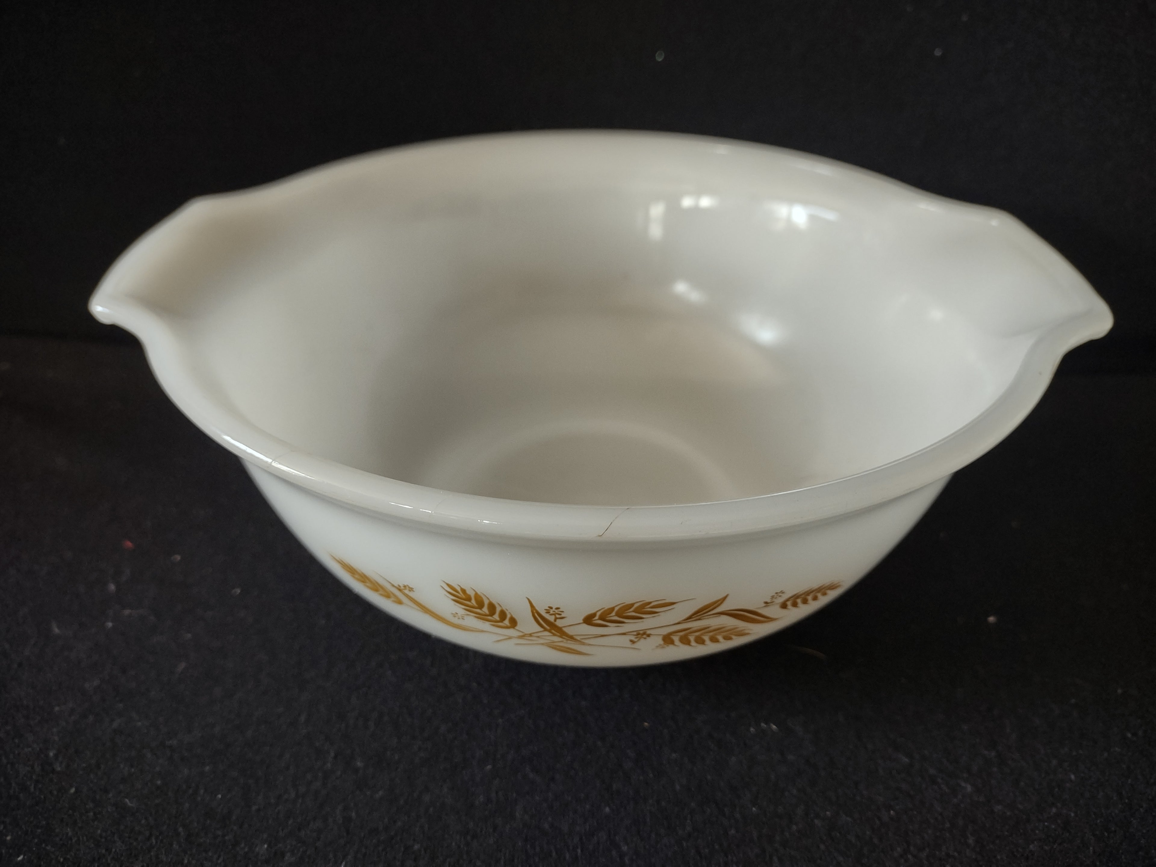 Vintage Sears Milk Glass Mixing Bowl Harvest Wheat (Lot 5128)