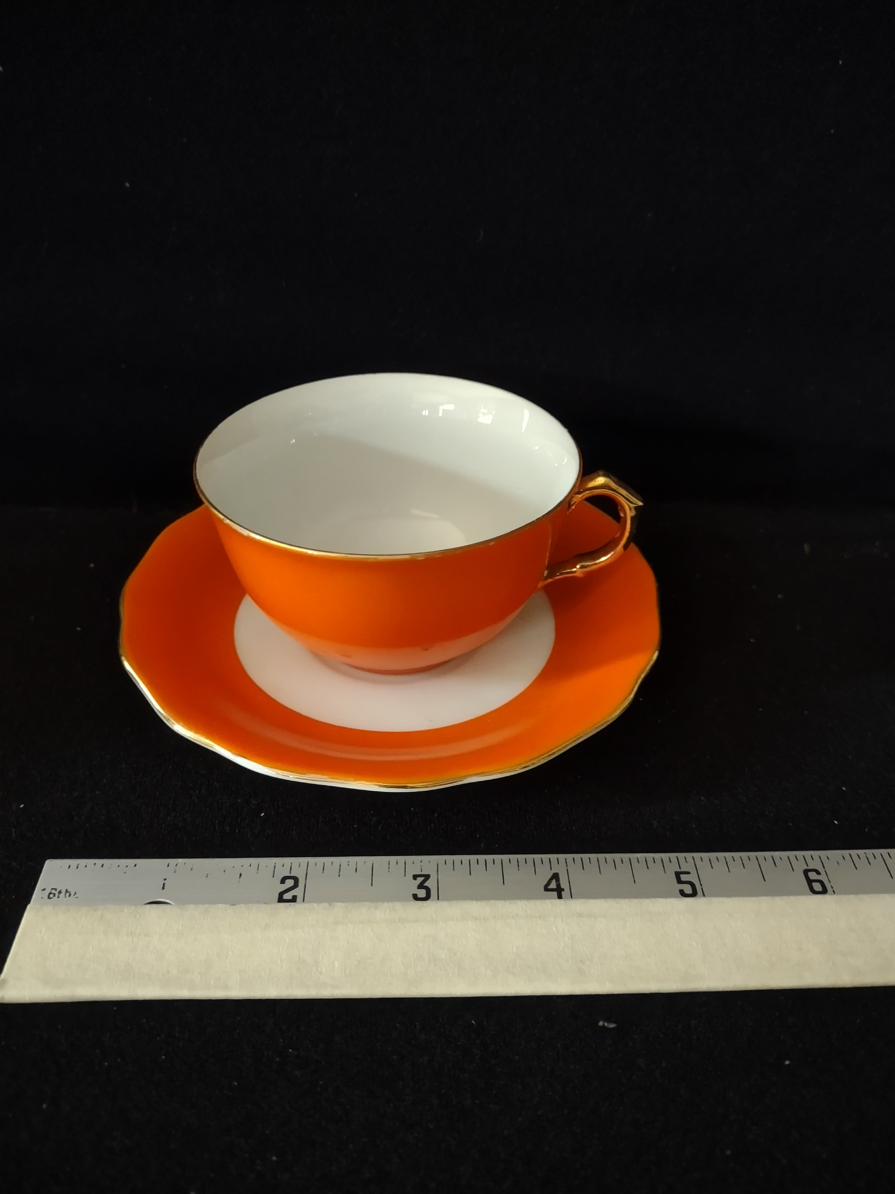 Vintage Fall Halloween Orange White Gold Trim Tea Cup Saucer (Lot 3923)
