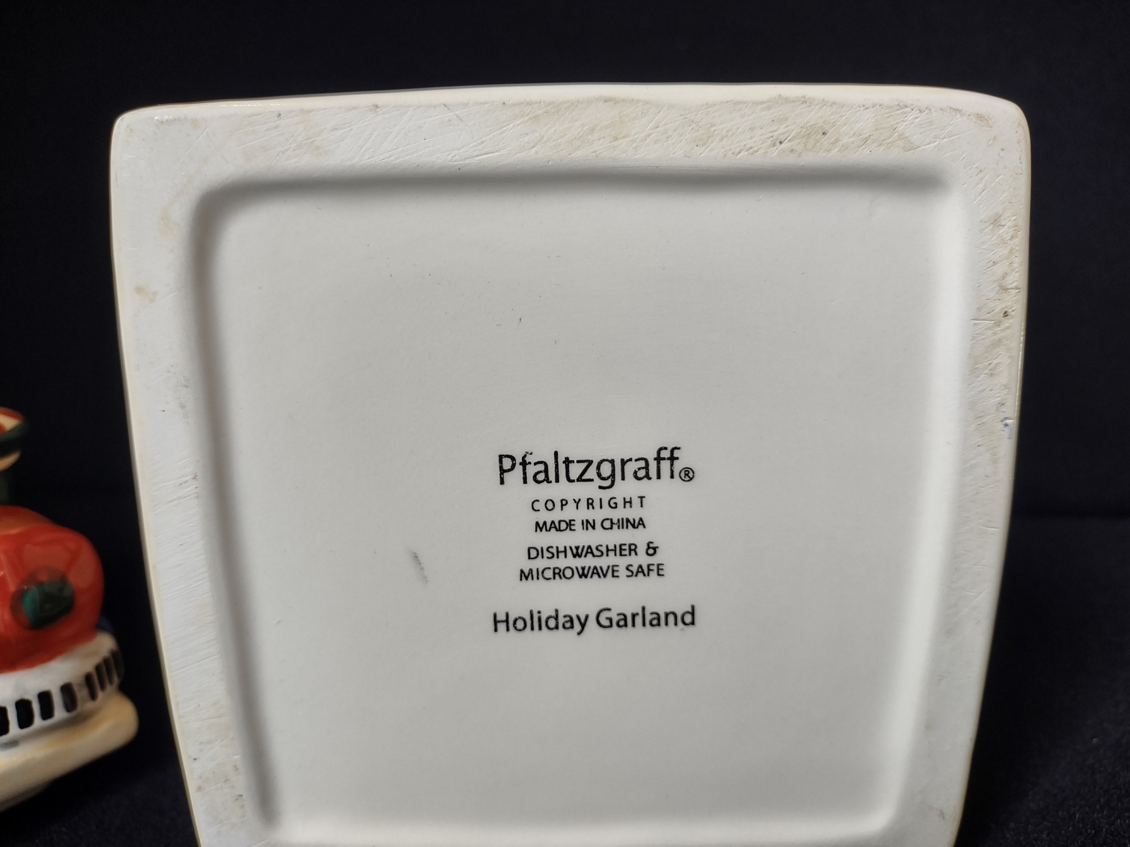 Christmas Pfaltzgraff ABC Block Candy Dish (lot 1518)