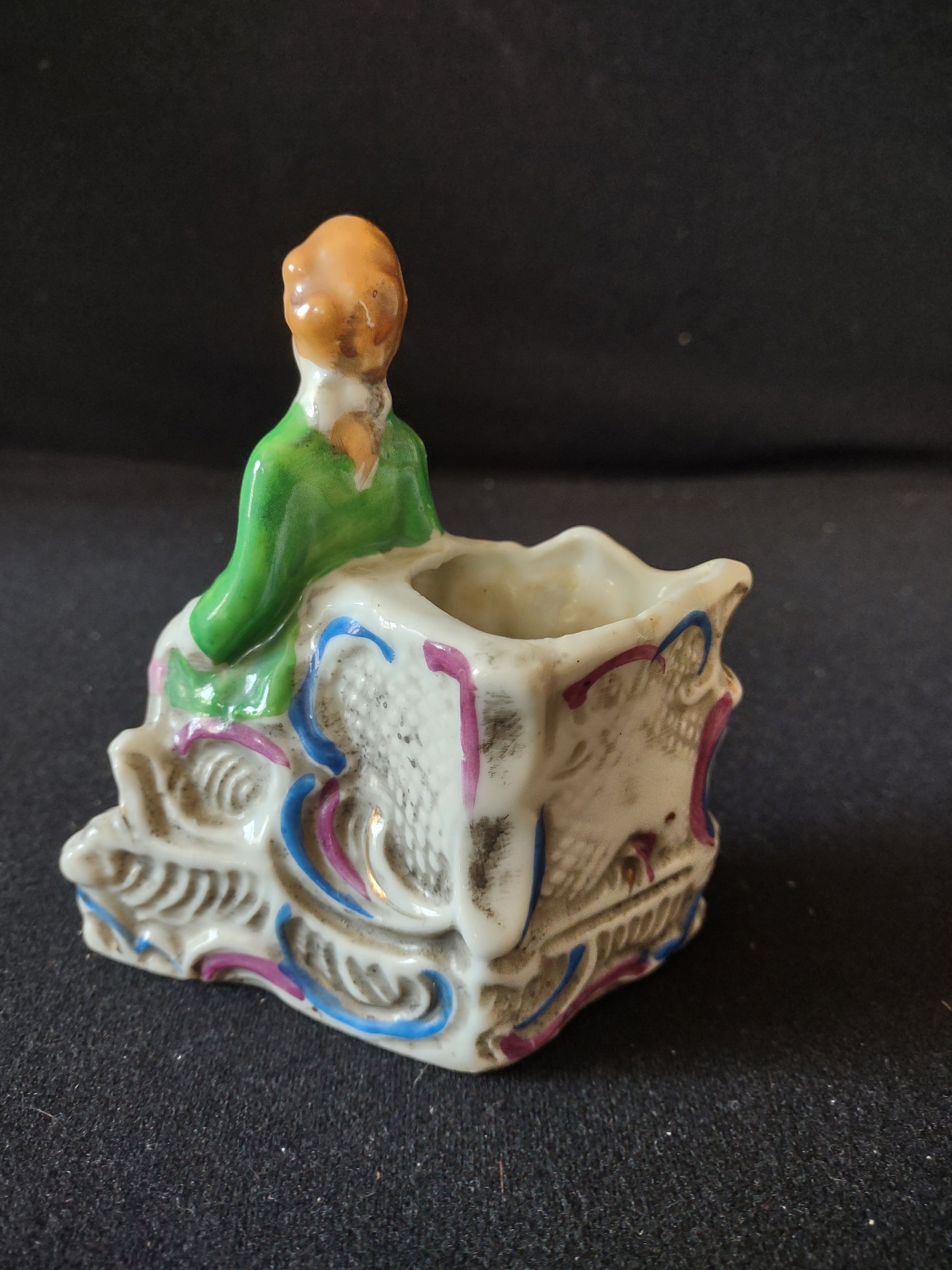 Vintage Small Japan Ceramic Planter (lot 5286)