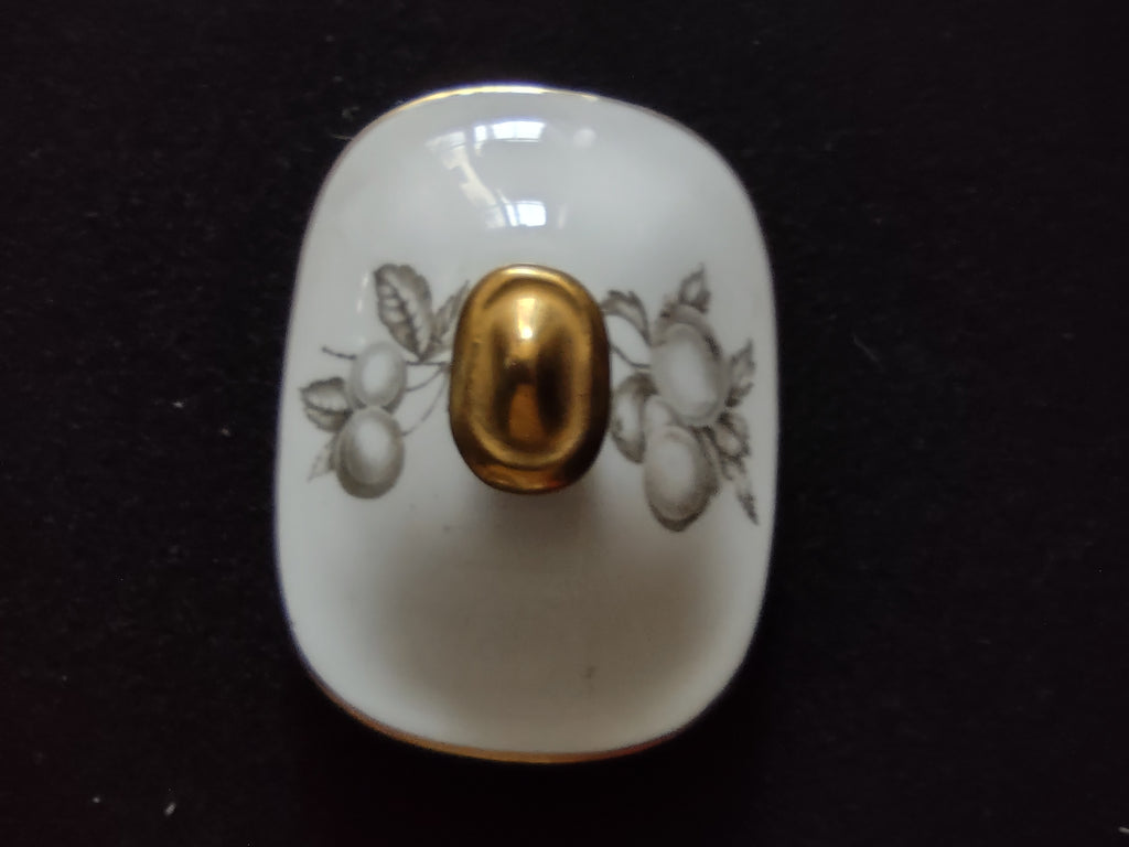 Vintage Spode Sugar Bowl With Lid Chatham Bone China (Lot 5716)