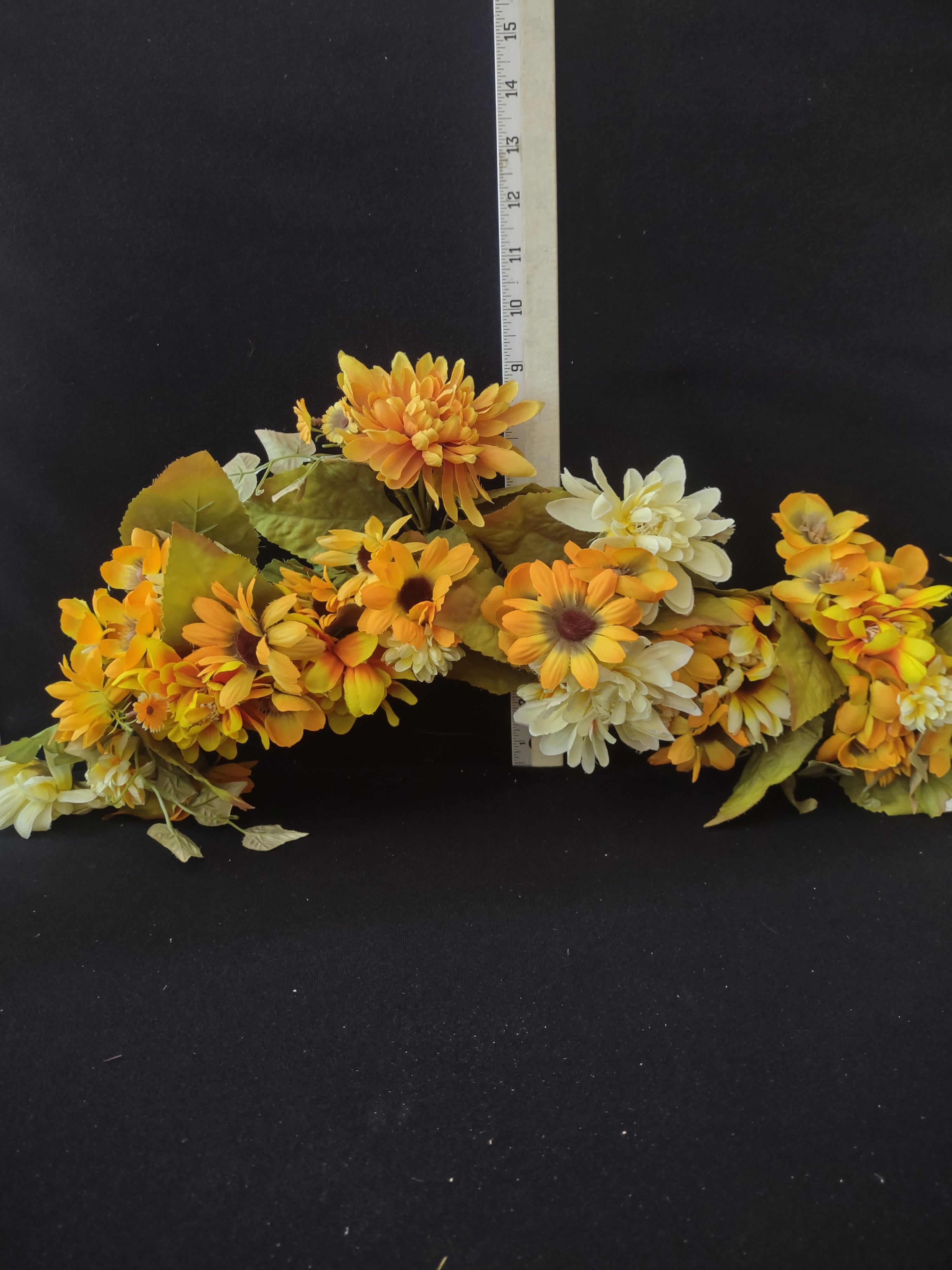 Thanksgiving/Halloween/Fall 8 Orange 3 Yellow Silk Mums & Wall Swag (Lot 3463)