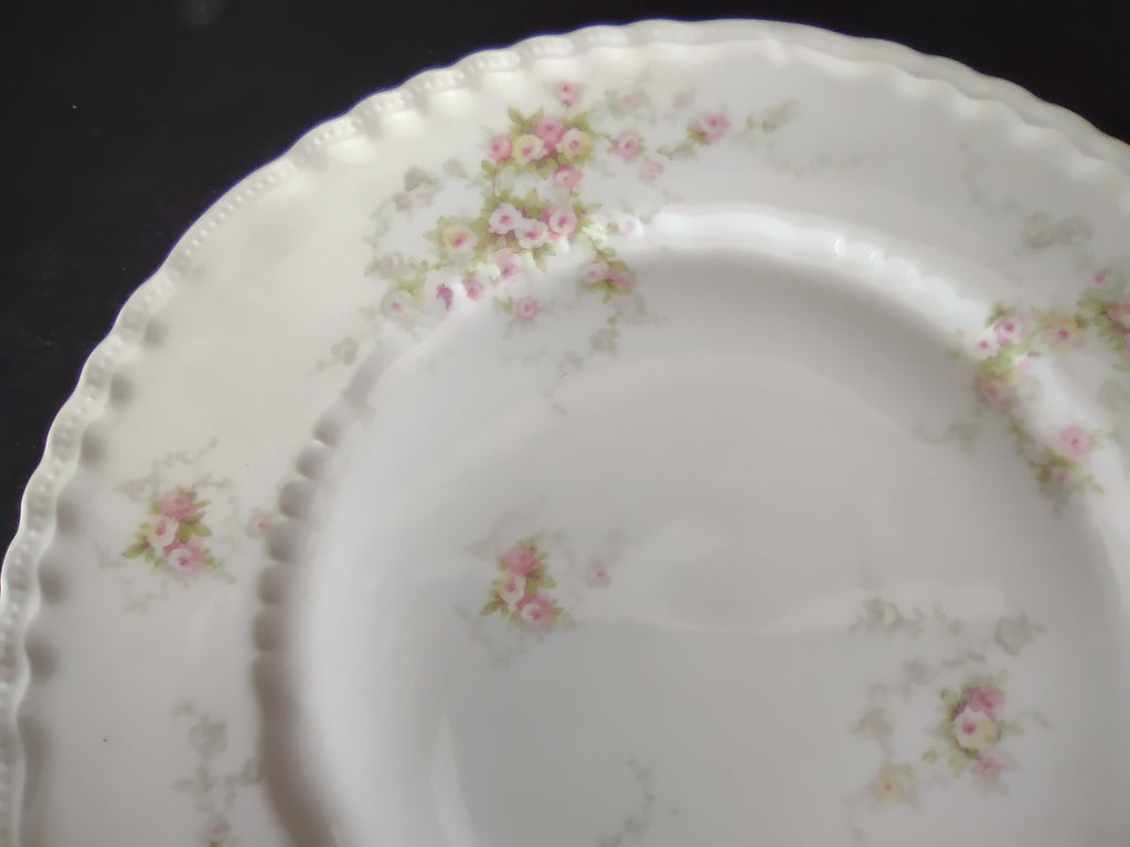 Haviland Limoges Set of Dinner Luncheon Plate Pink Purple Yellow Rose (lot 843)
