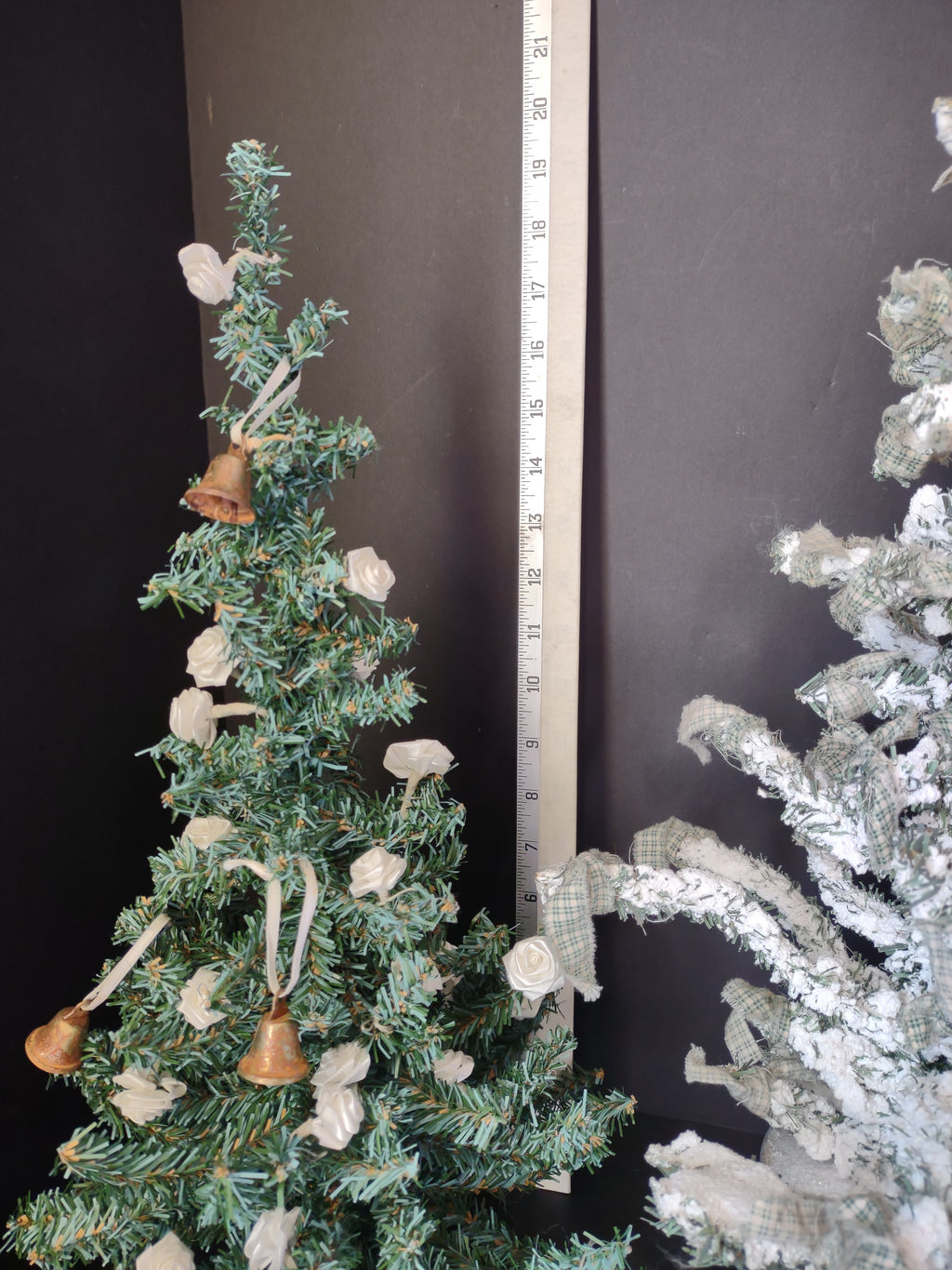 Lot of 3 Christmas Trees 20" Victorian Rose Bells (lot 1567)
