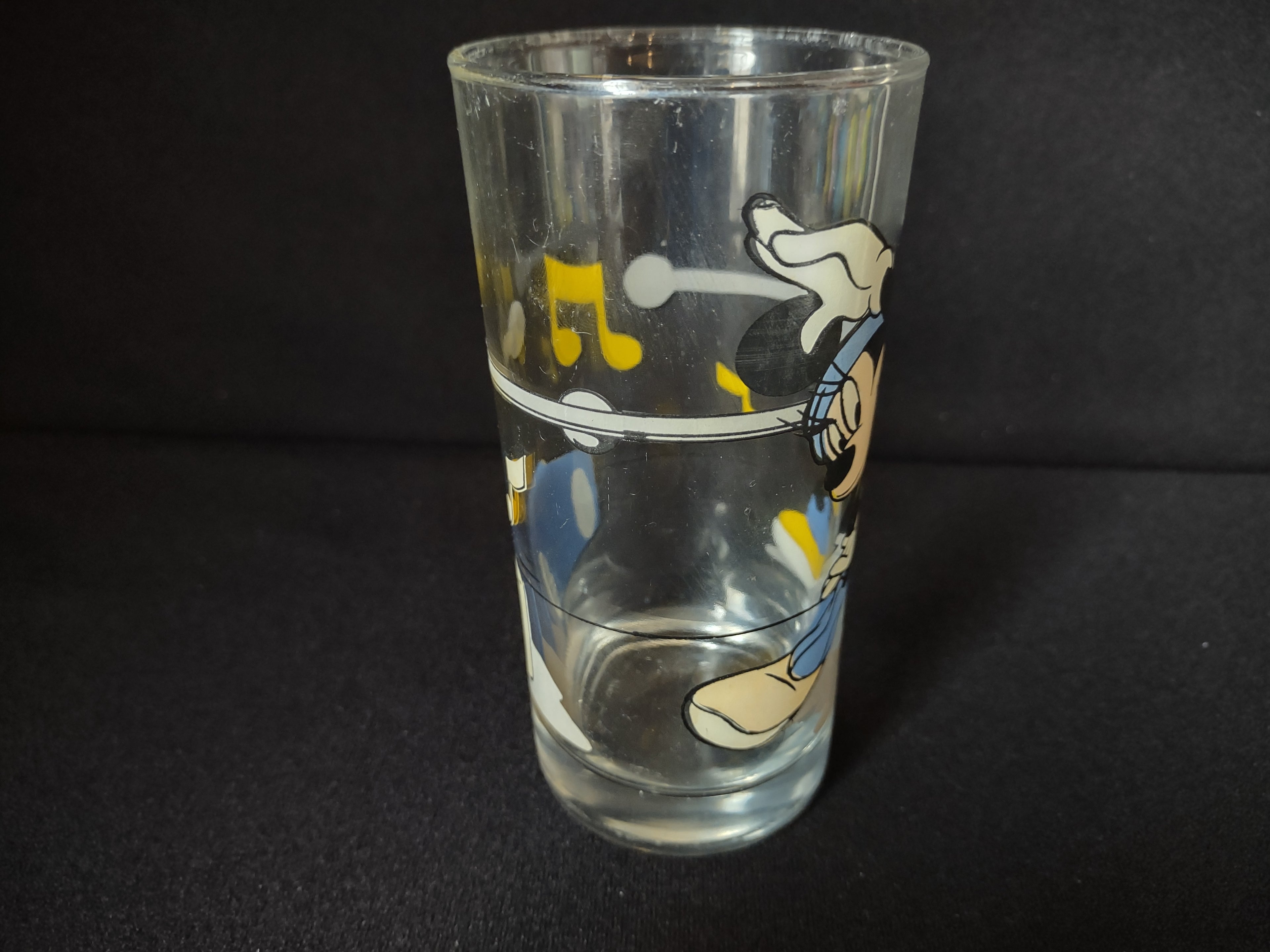 Vintage Minnie Mouse Jazzercise Boombox Drinking Glass (lot 1541)