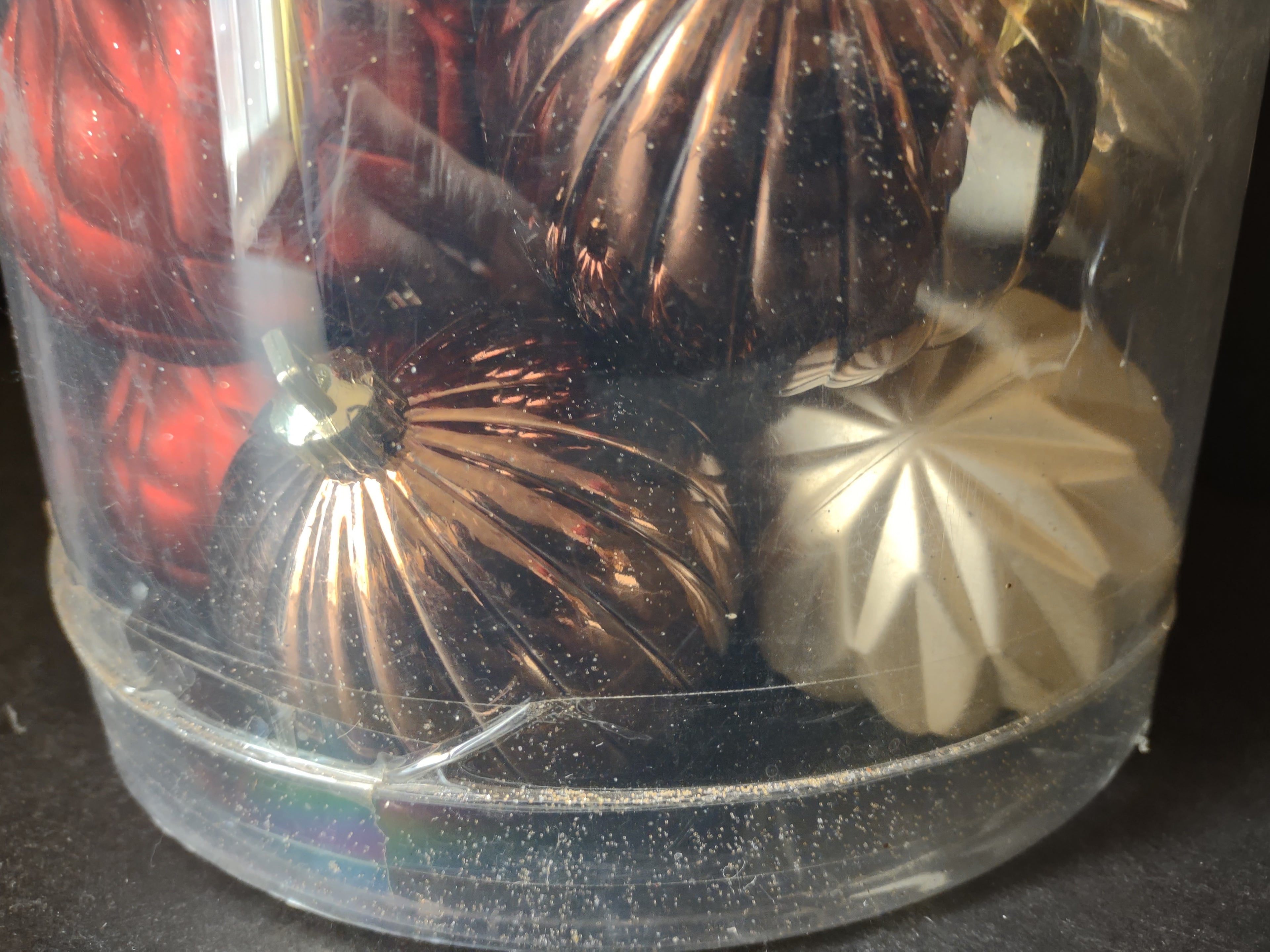 Vintage Shatterproof Plastic Christmas Ornaments Red Brown 48 ct. (lot 1623)