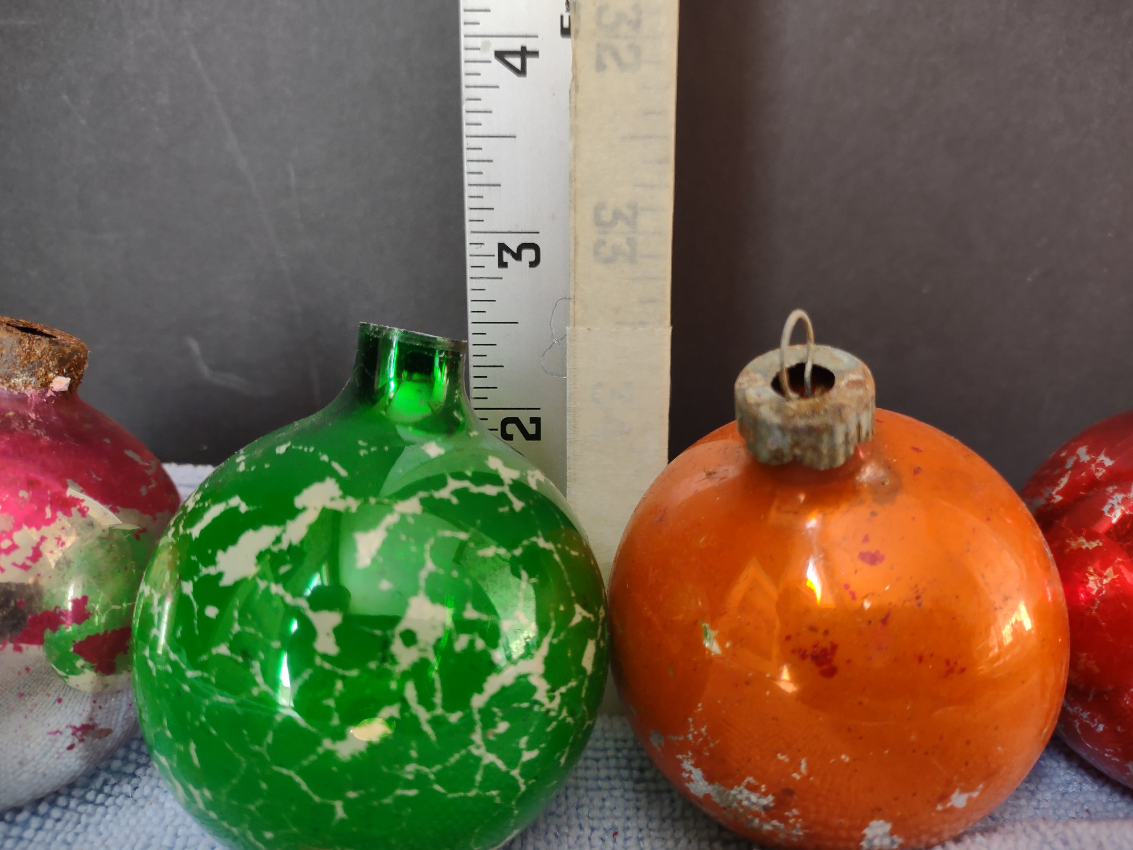 Vintage Christmas Ornament Red Bulb x 4 Shiny Brite 2-1/2" IMERFECT (lot 3452)