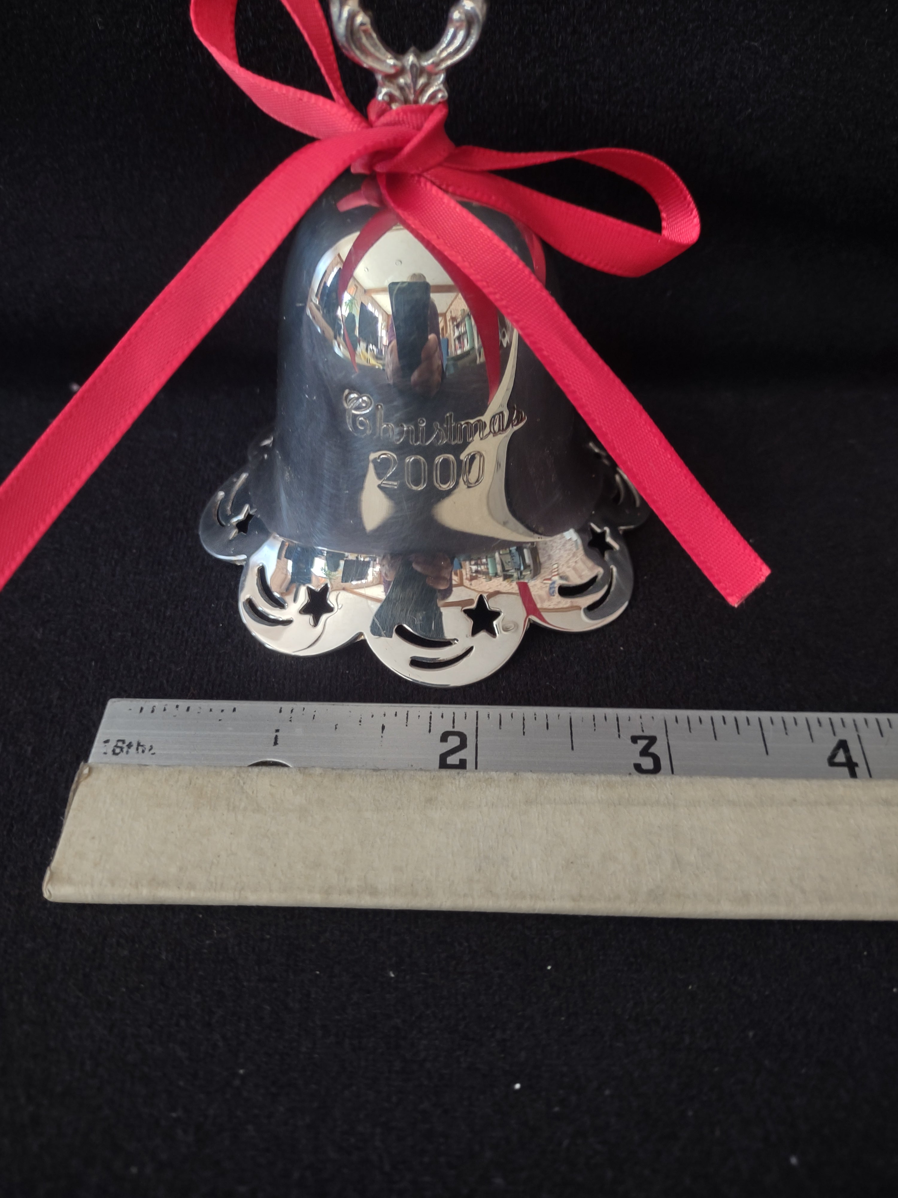 Vintage 2000 Towle Silver Plated Engraved Christmas Bell (Lot 4133)
