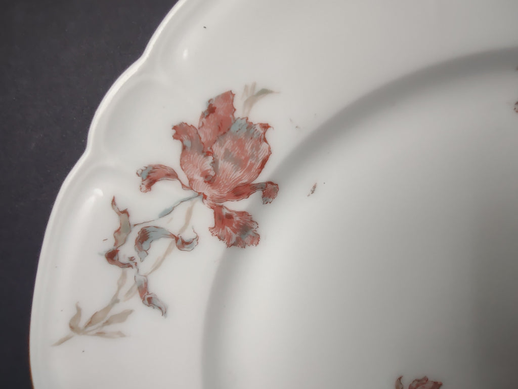 Antique 1889 Haviland Limoges Blue Red Flower Luncheon Plate (lot 949)