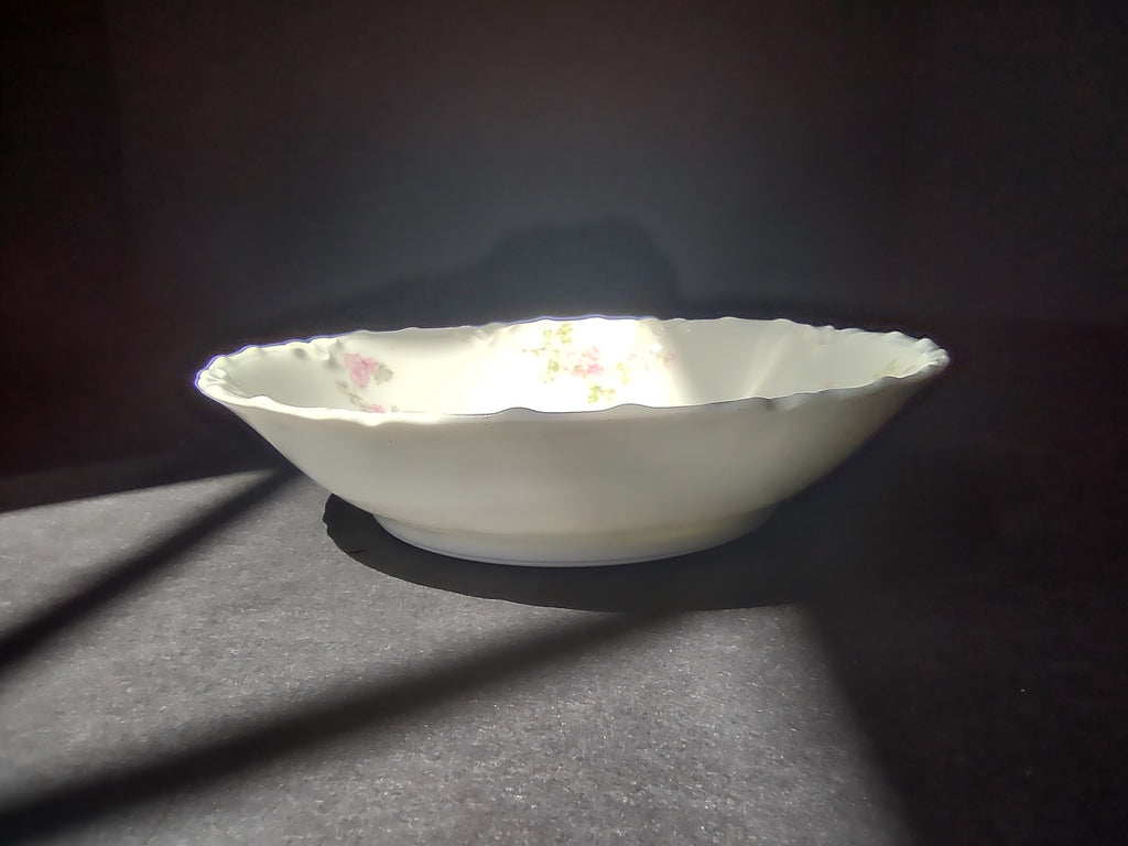 Haviland Limoges Small Bowl Apple Blossom 6-1/4"(lot 1055)