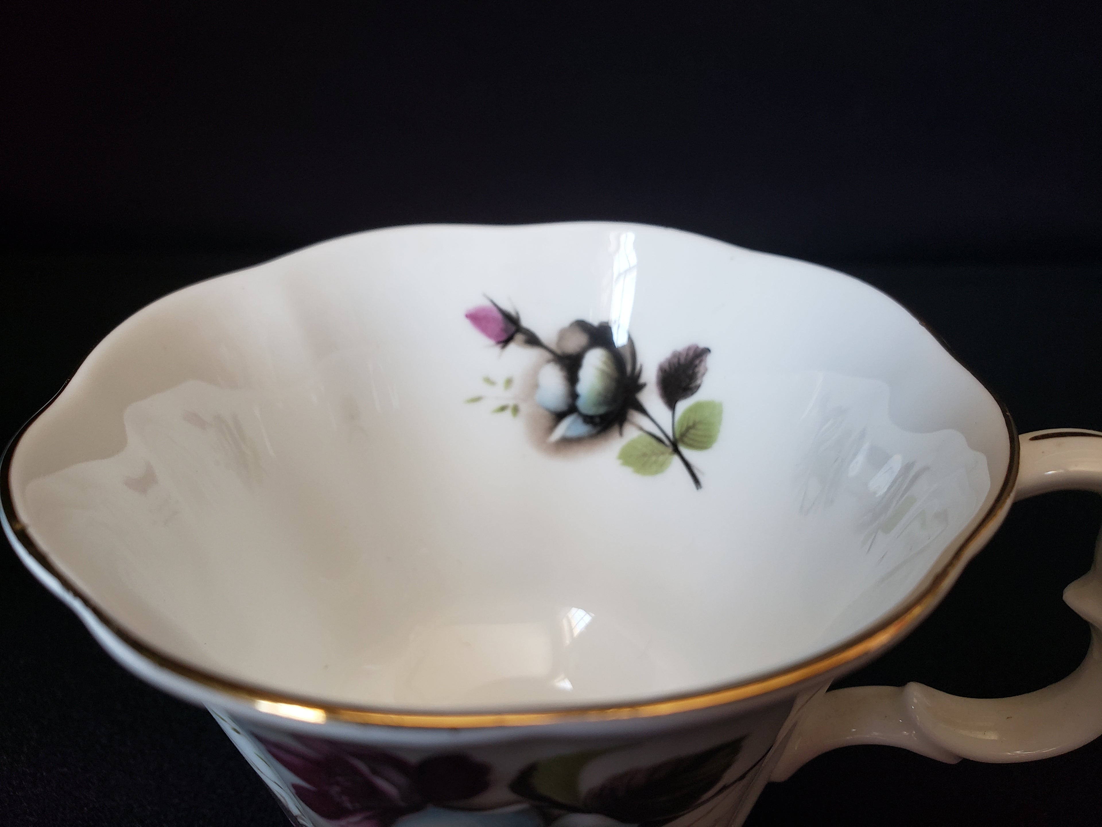 Vintage Royal Albert Magnolia Tea Cup ONLY (lot 2035)